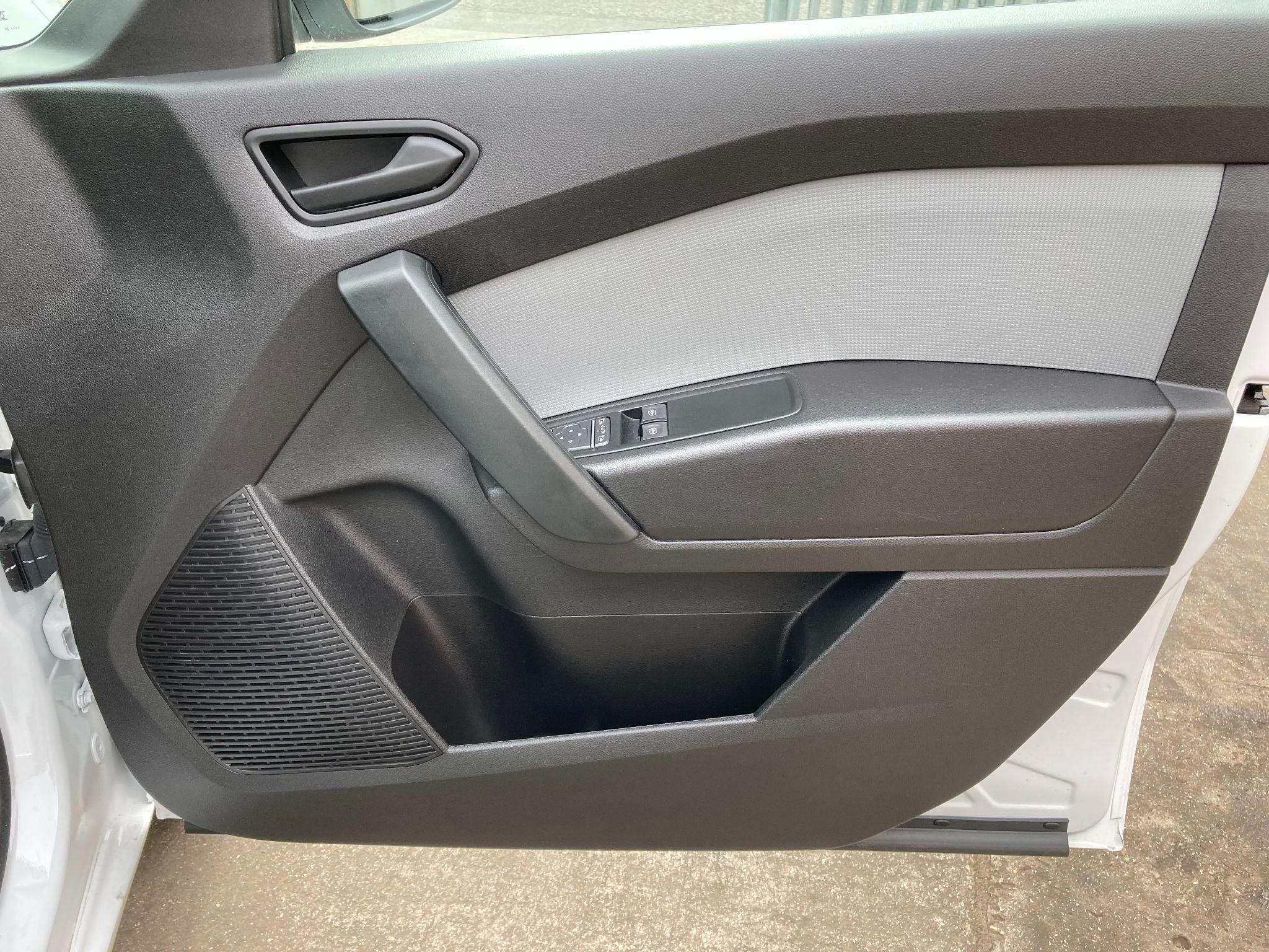 Nissan Townstar Image 35