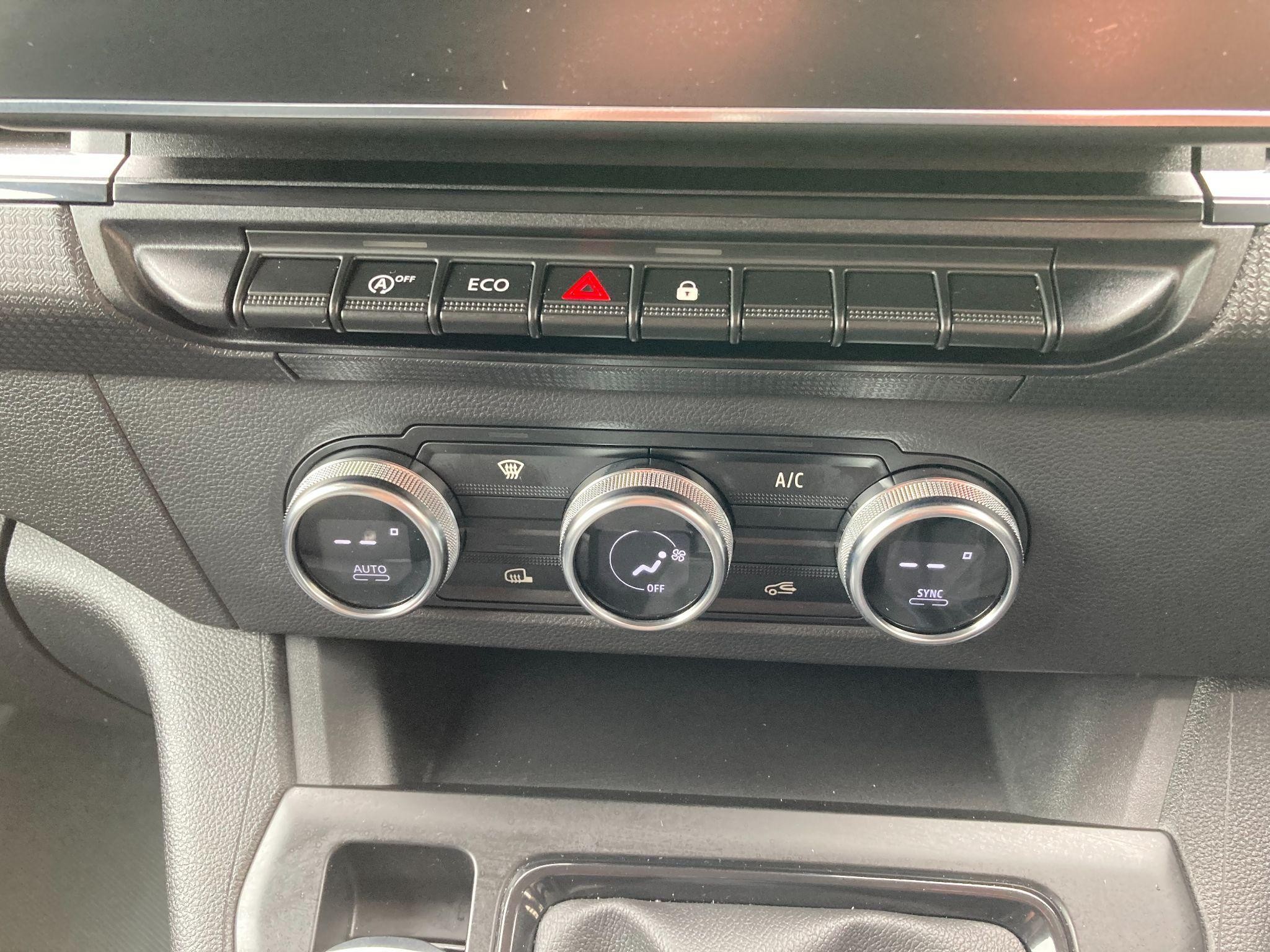 Nissan Townstar Image 48