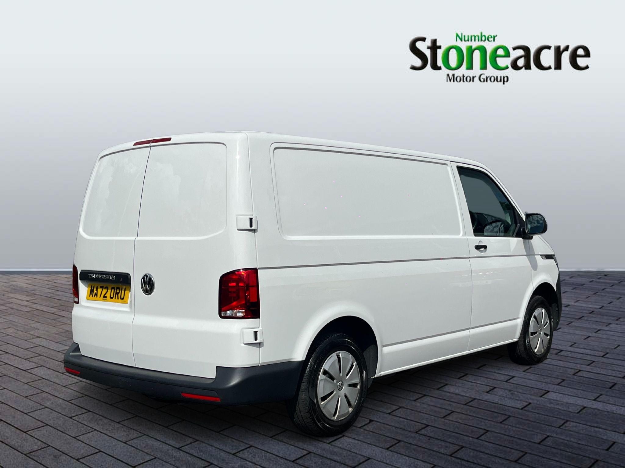 Volkswagen Transporter Image 9