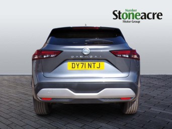 Nissan Qashqai 1.3 DiG-T MH N-Connecta 5dr DY71NTJ Image 3