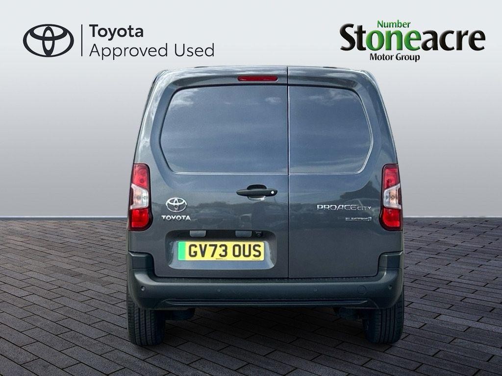 Toyota Proace City Image 6