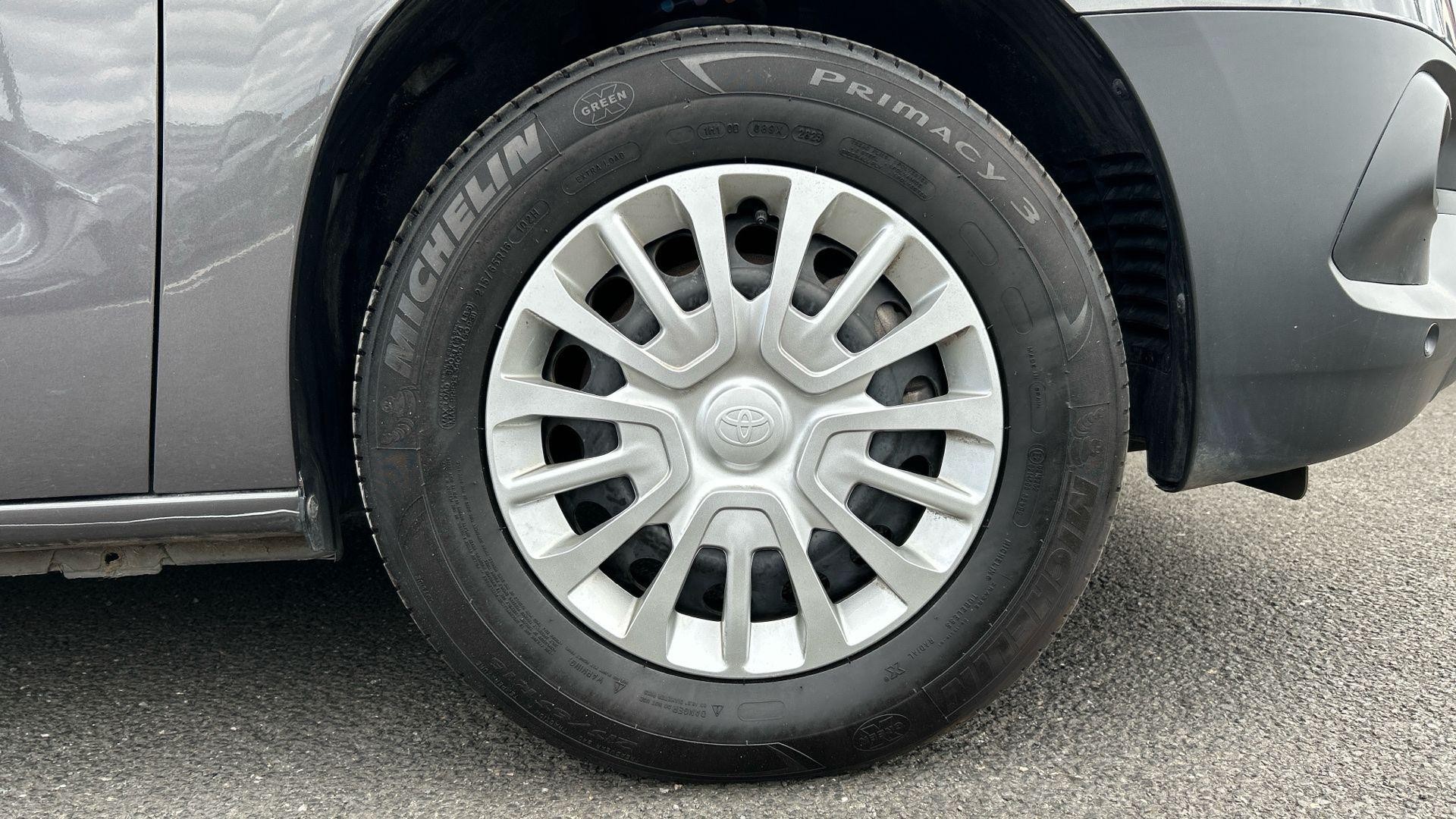 Toyota Proace City Image 21