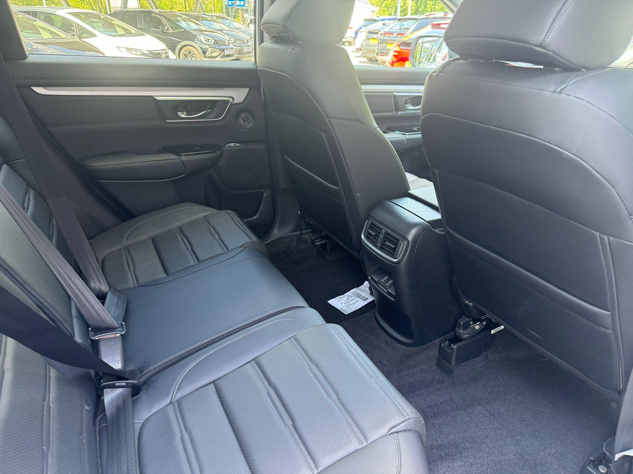 Honda CR-V Image 12