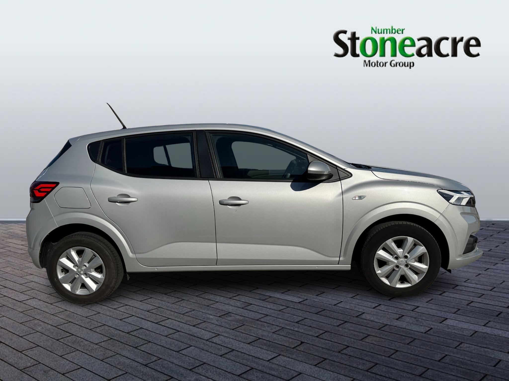 Dacia Sandero Image 6