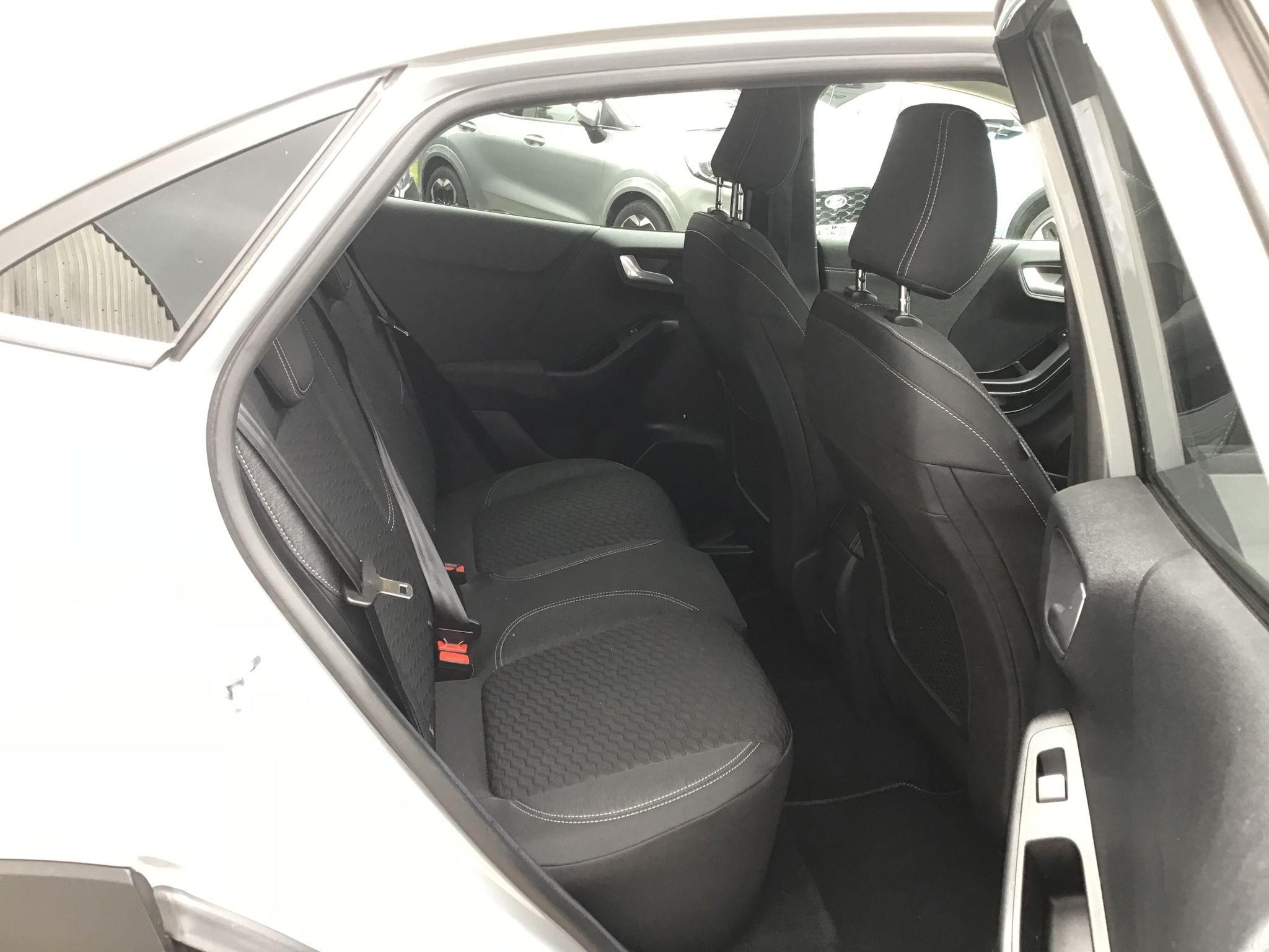 Ford Puma Image 13