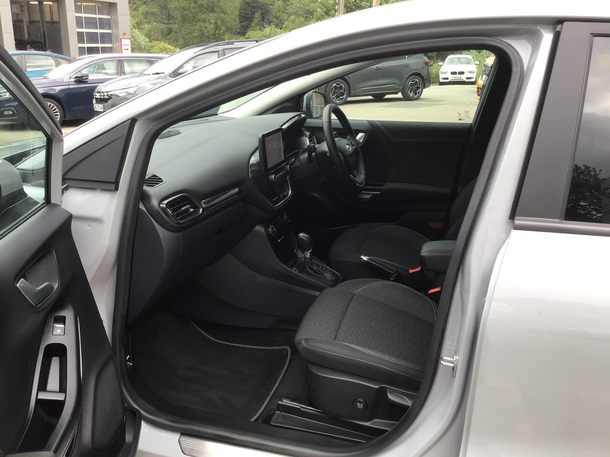 Ford Puma Image 16