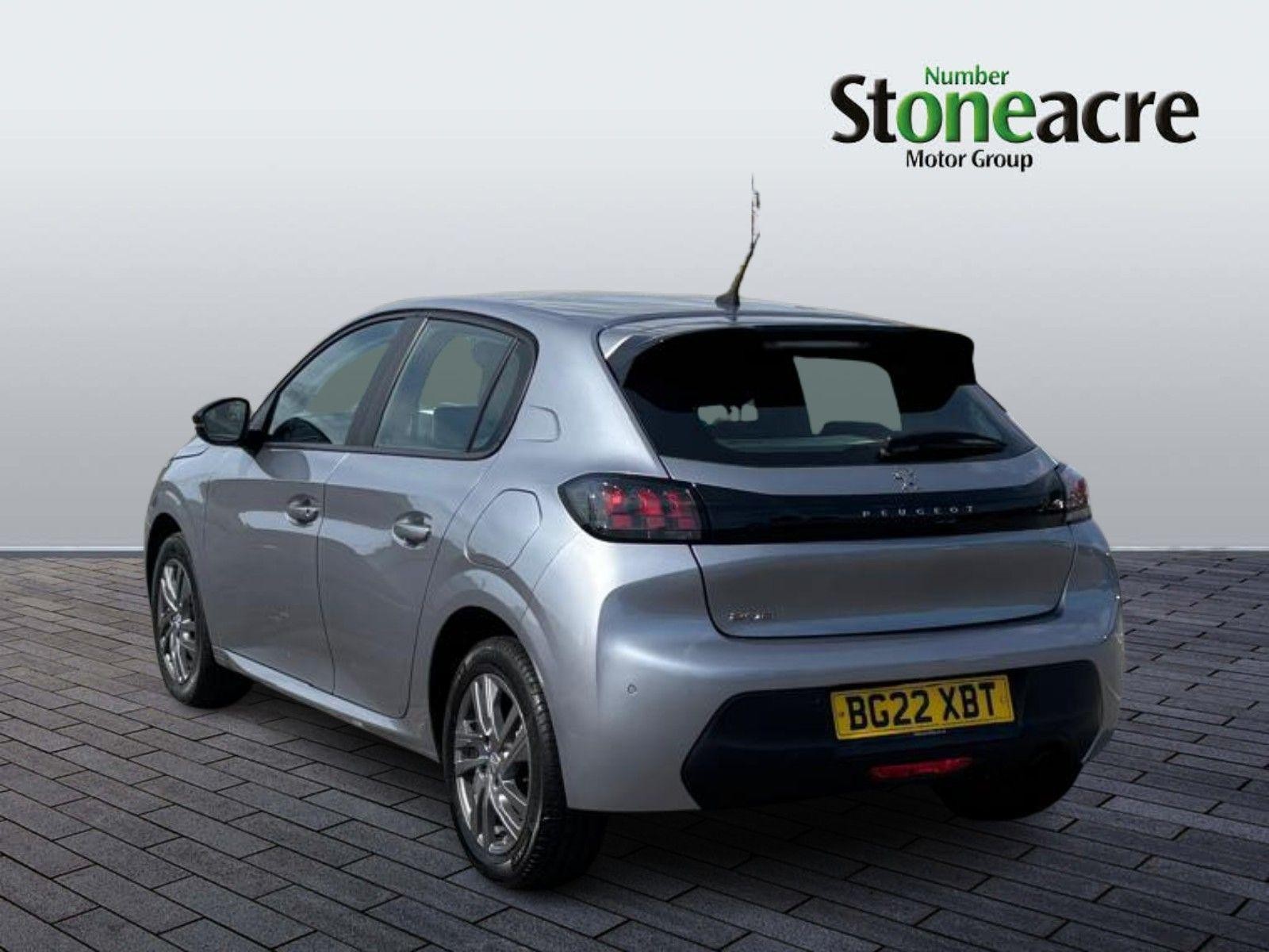 Peugeot 208 Image 7