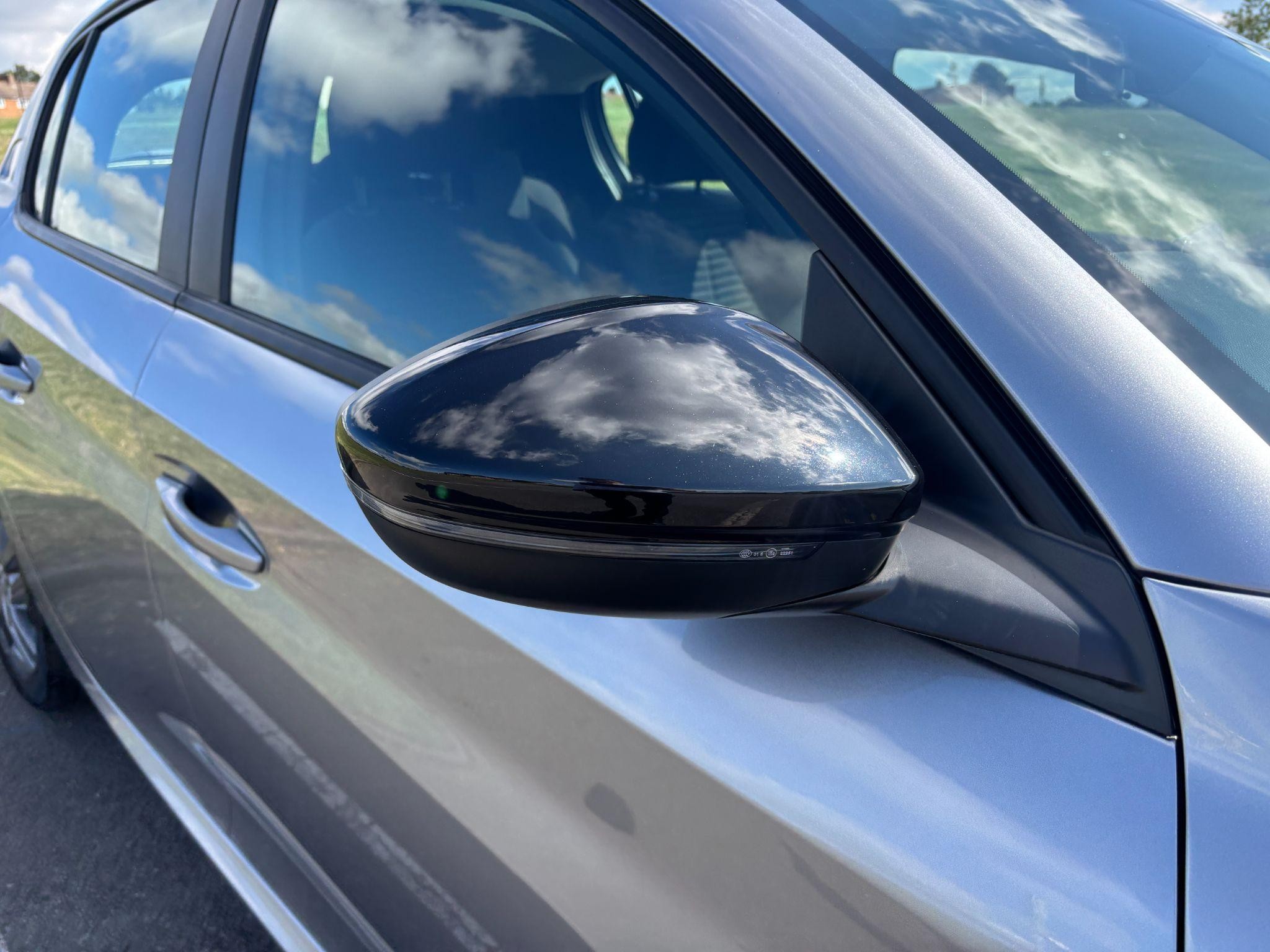 Peugeot 208 Image 49
