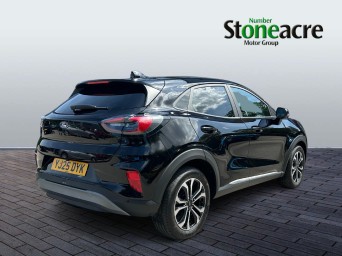 Ford Puma 1.0T EcoBoost MHEV Titanium Euro 6 (s/s) 5dr YJ25DYK Image 3