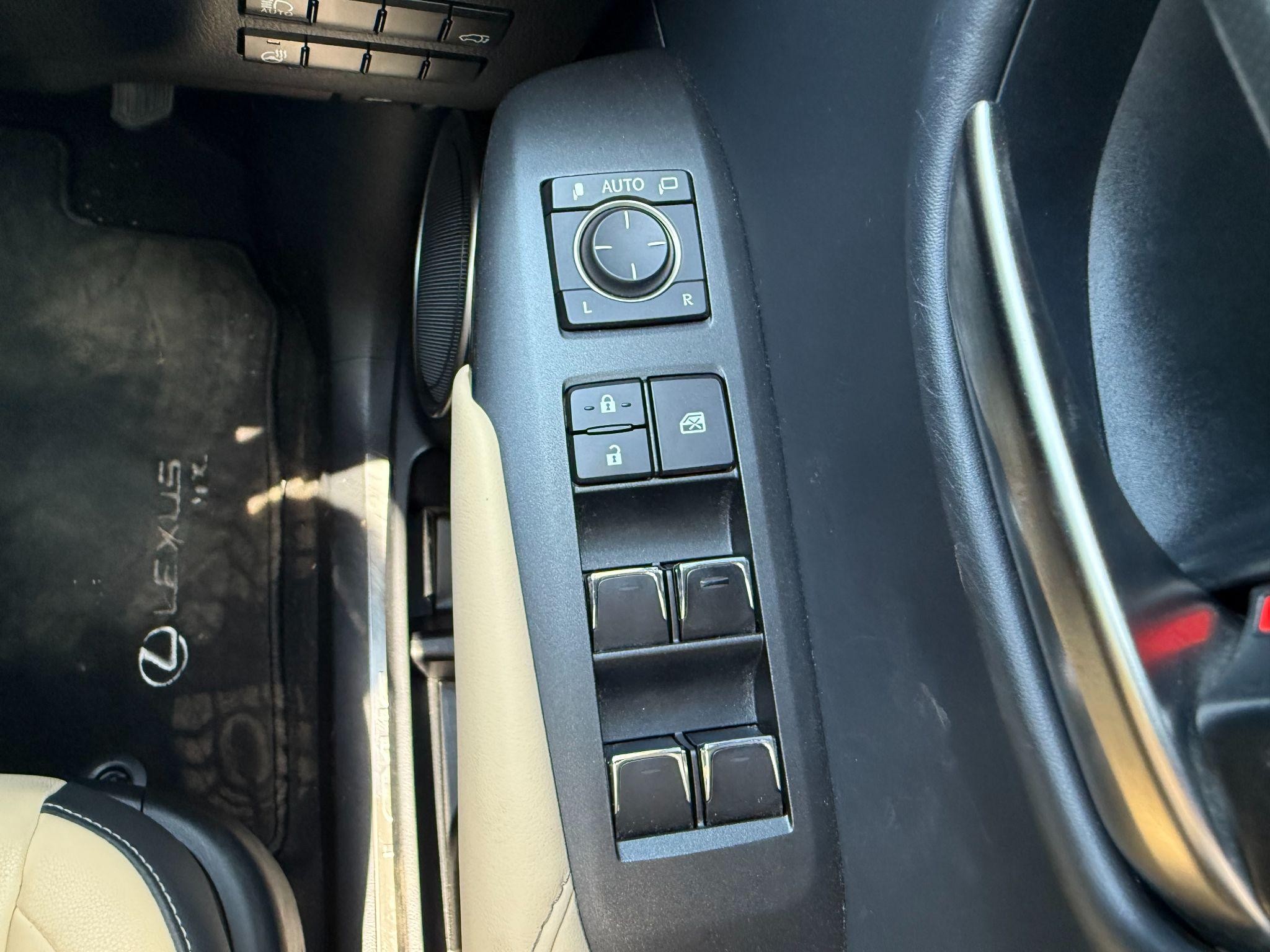 Lexus NX Self-Charging Hybrid Image 16