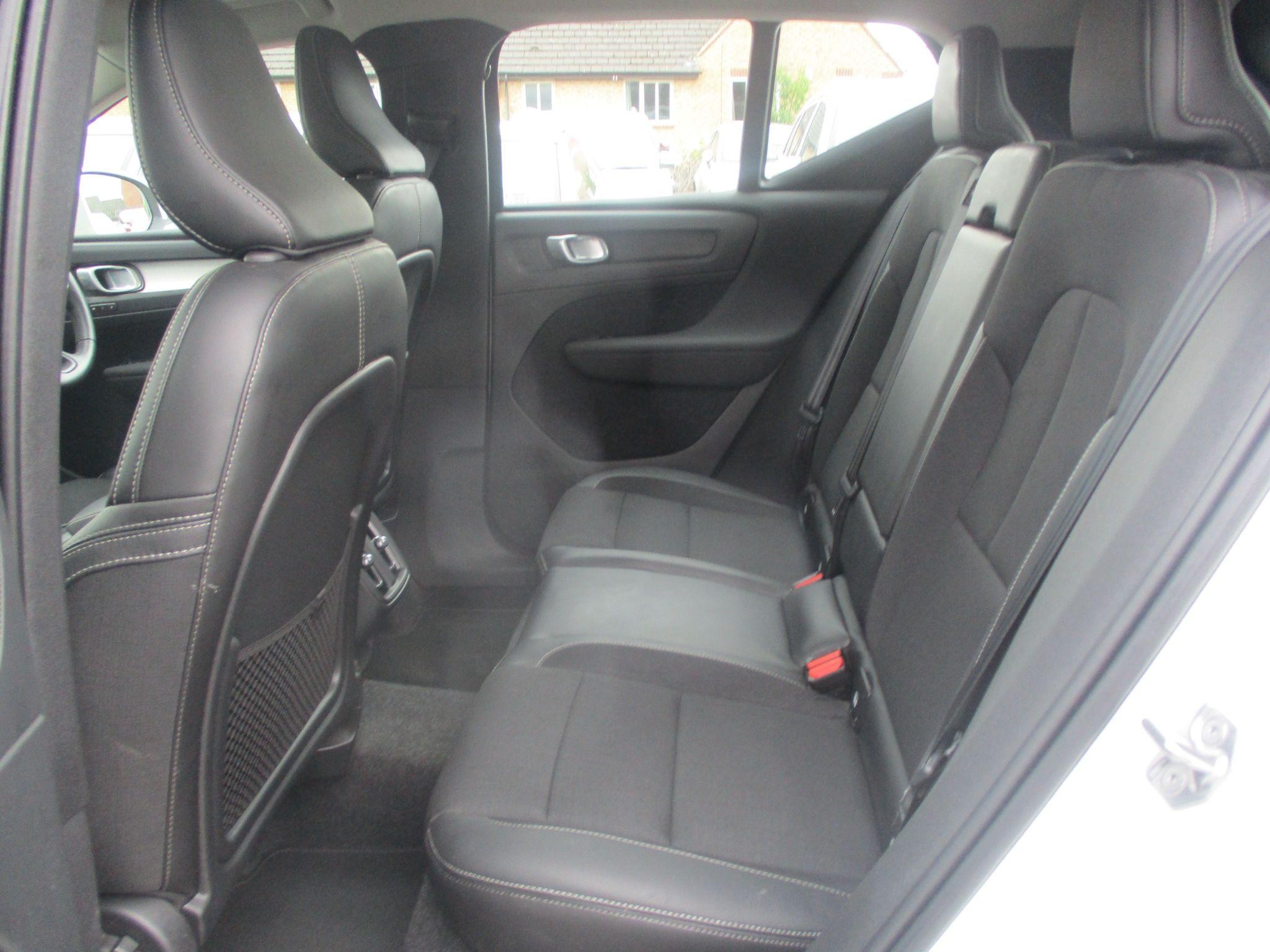 Volvo XC40 Image 12