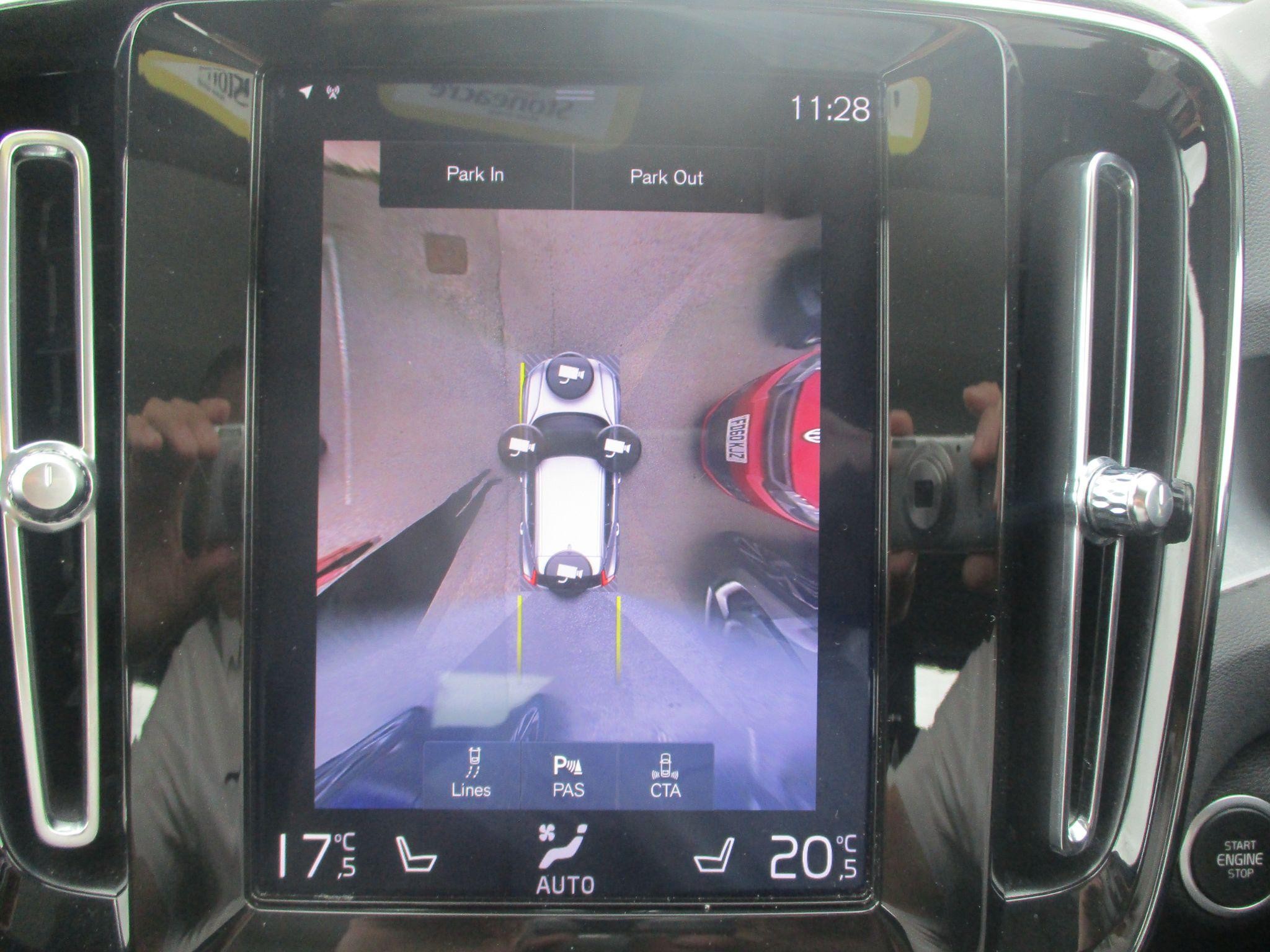 Volvo XC40 Image 17