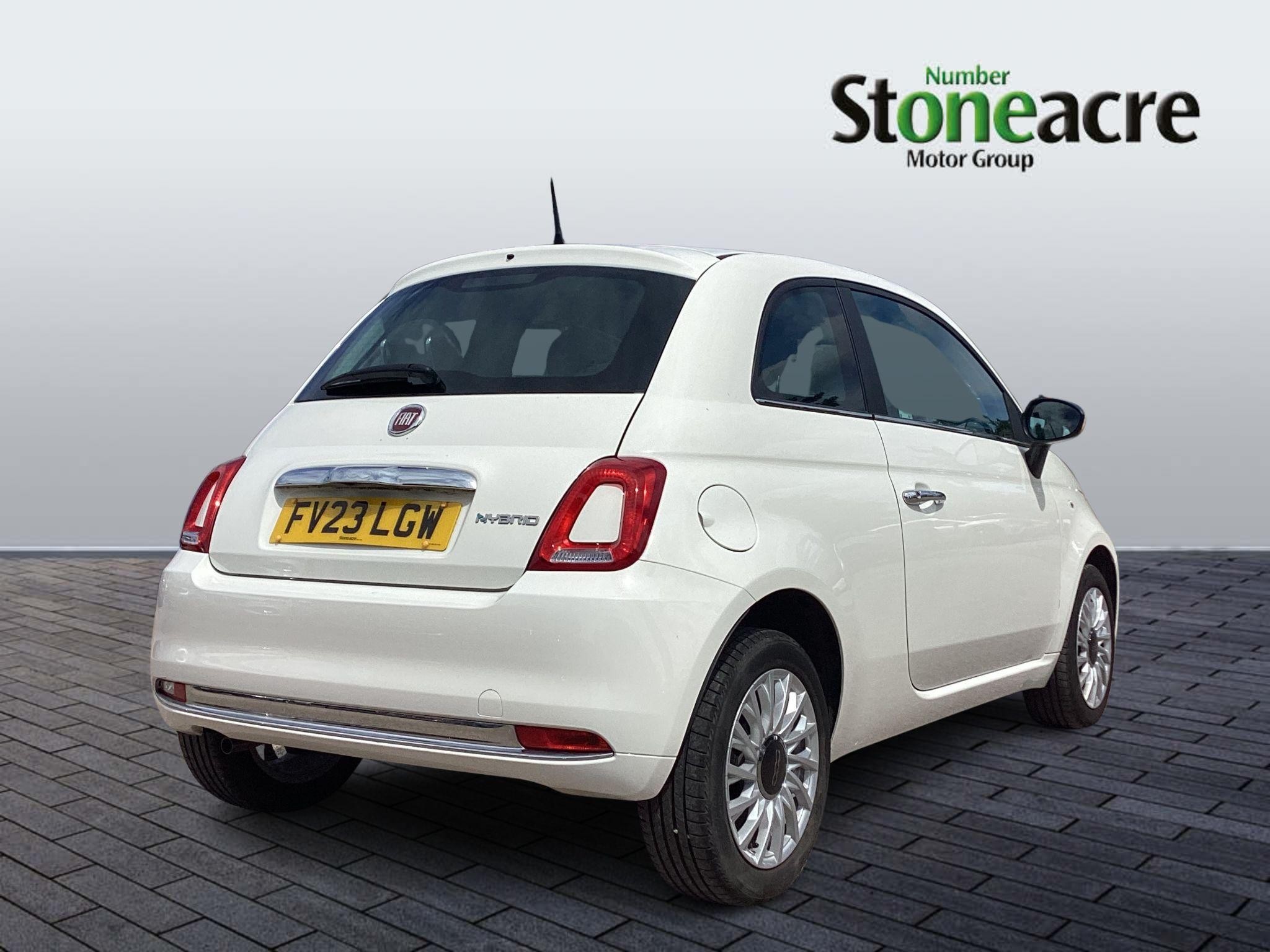 Fiat 500 Hybrid Image 3