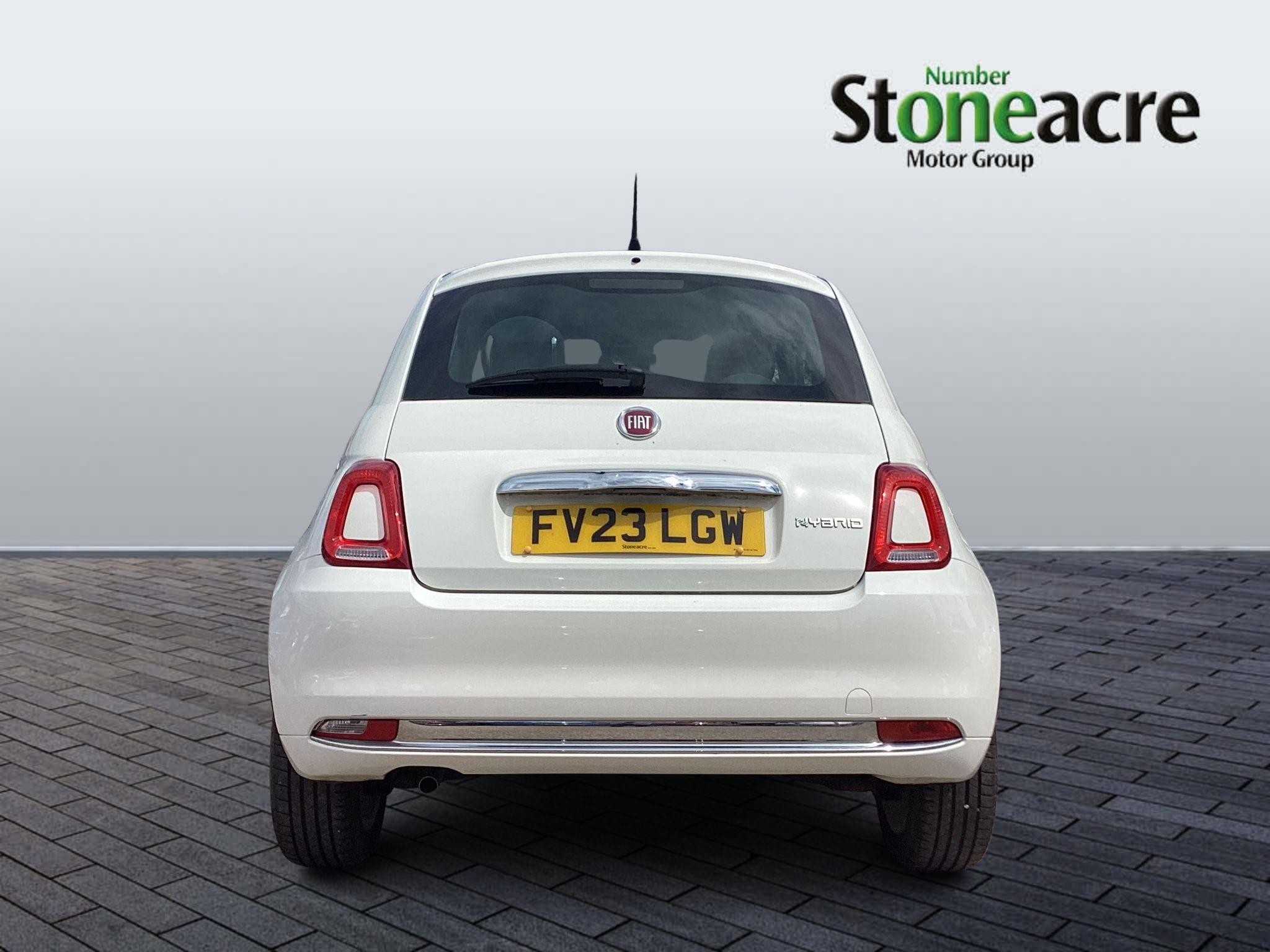 Fiat 500 Hybrid Image 4