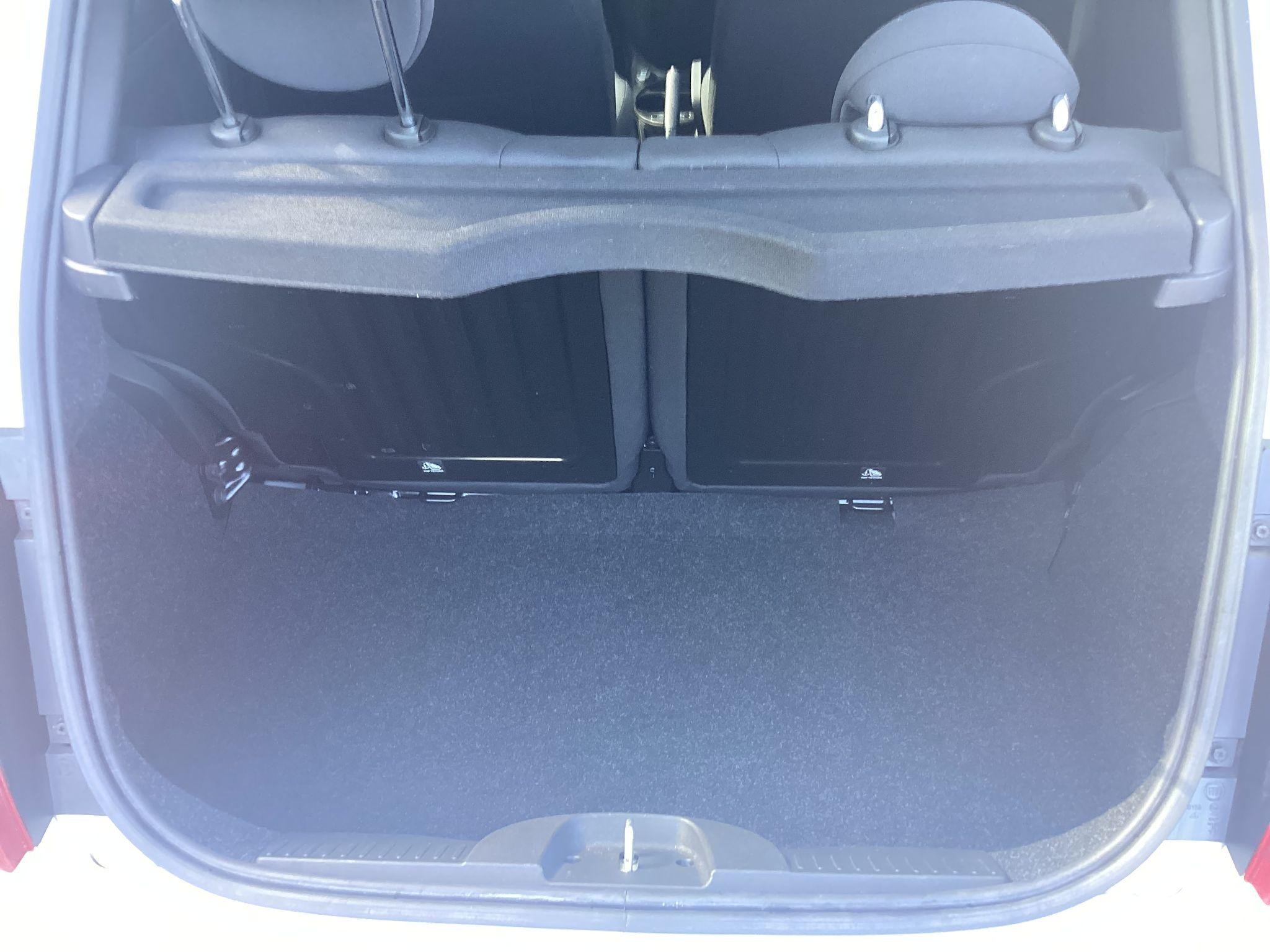 Fiat 500 Hybrid Image 10