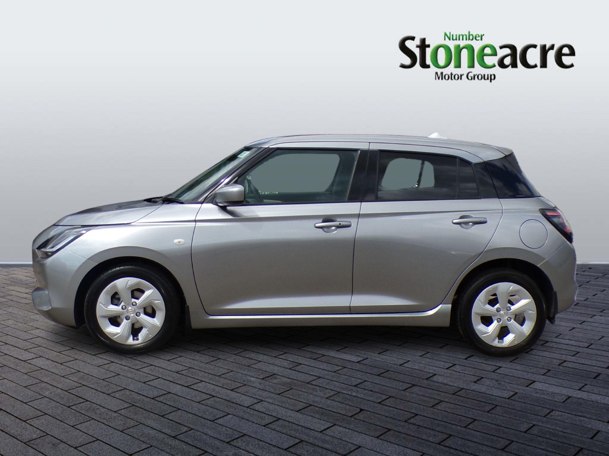 Suzuki Swift Image 5