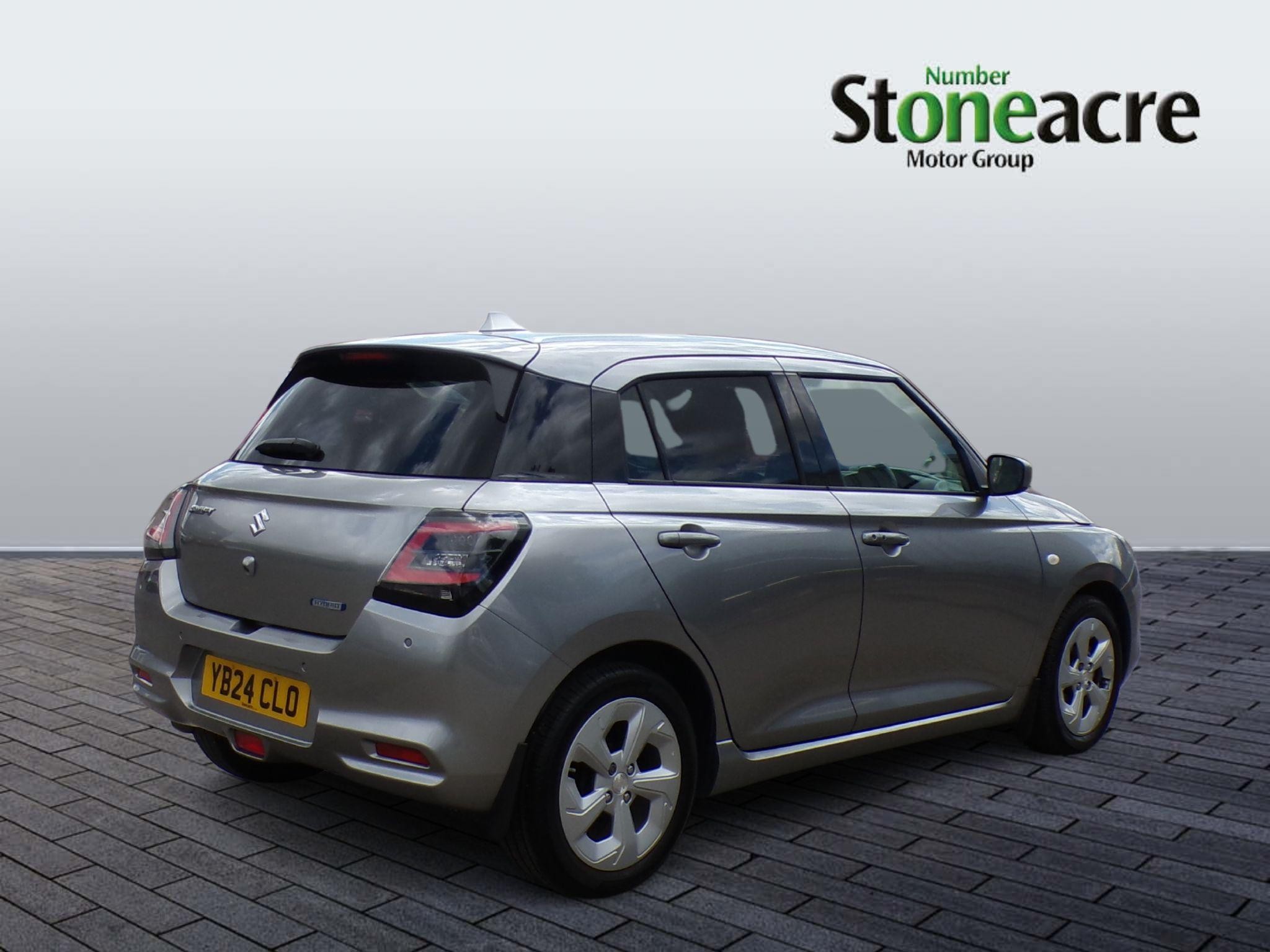 Suzuki Swift Image 8