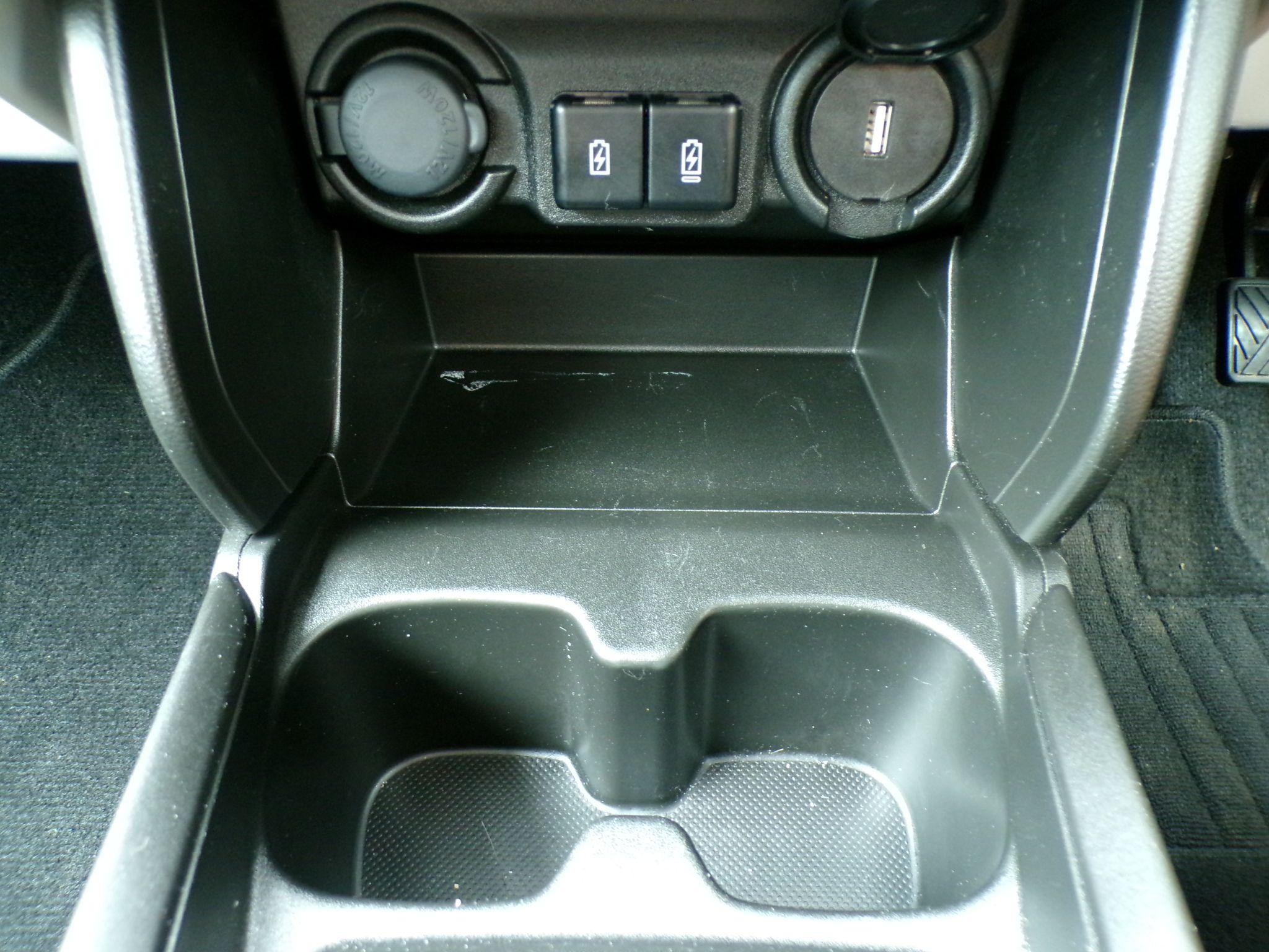 Suzuki Swift Image 15