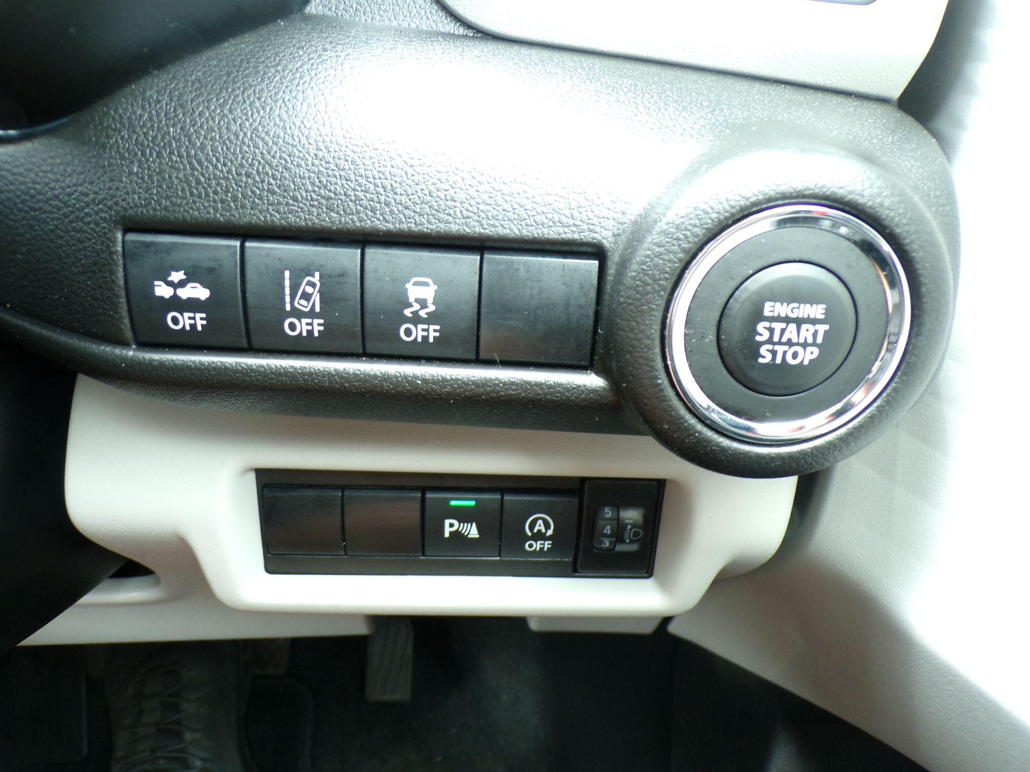 Suzuki Swift Image 17