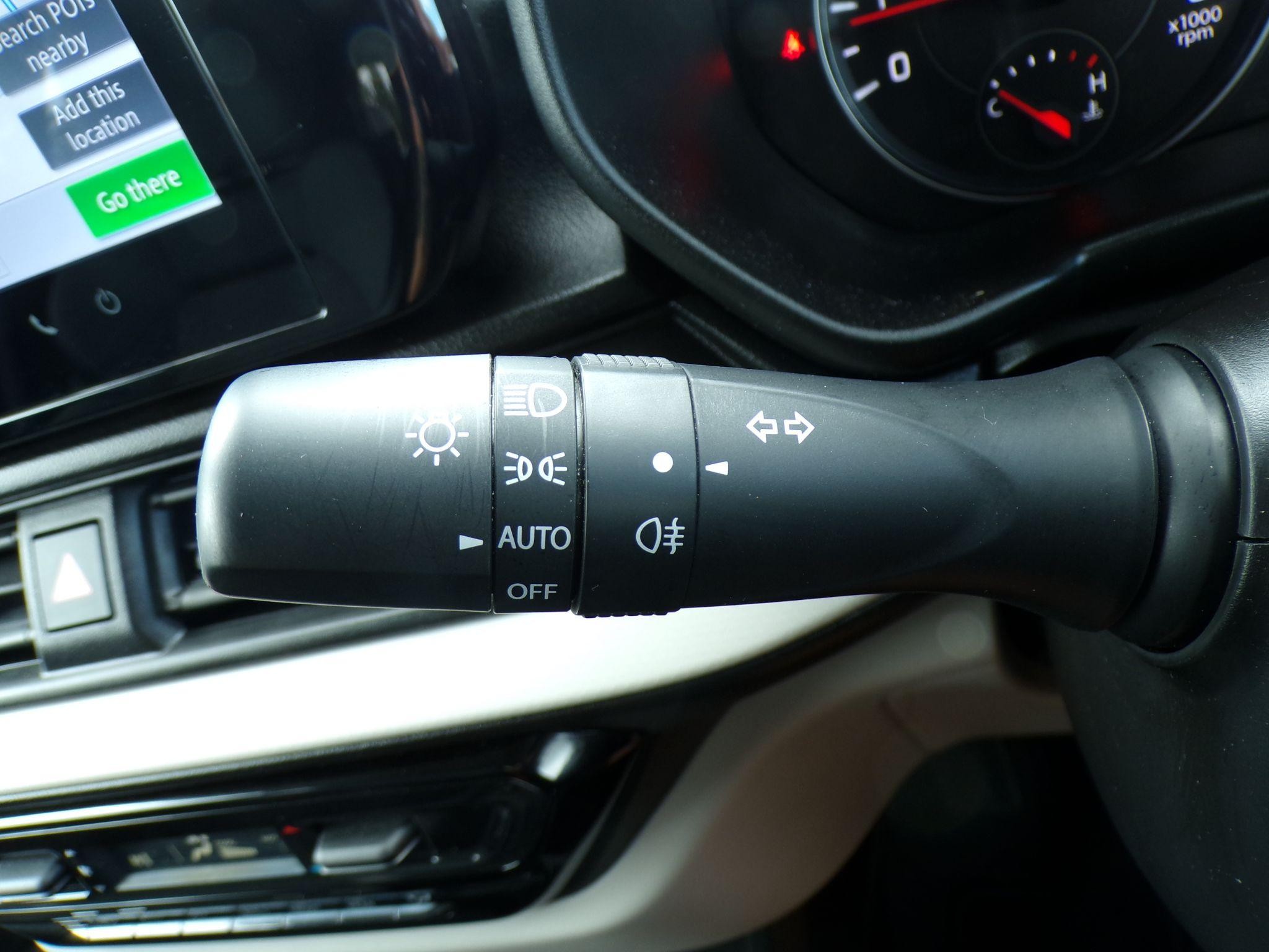 Suzuki Swift Image 33