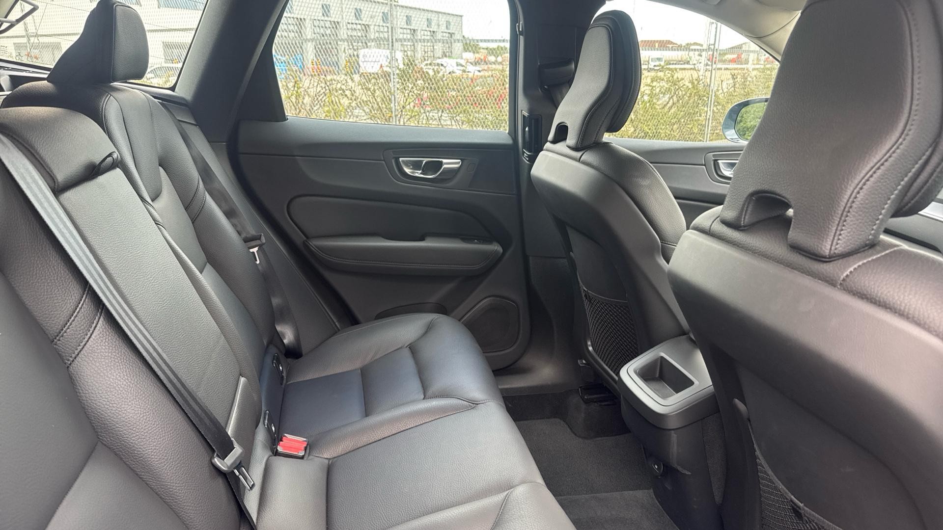 Volvo XC60 Image 6