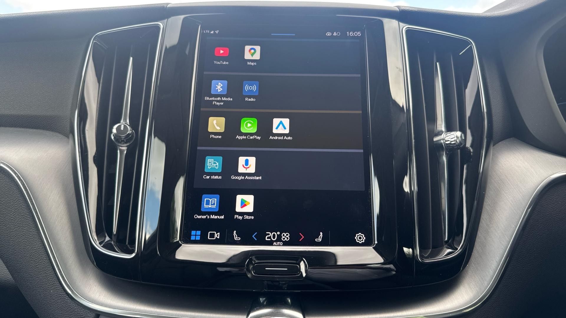 Volvo XC60 Image 16