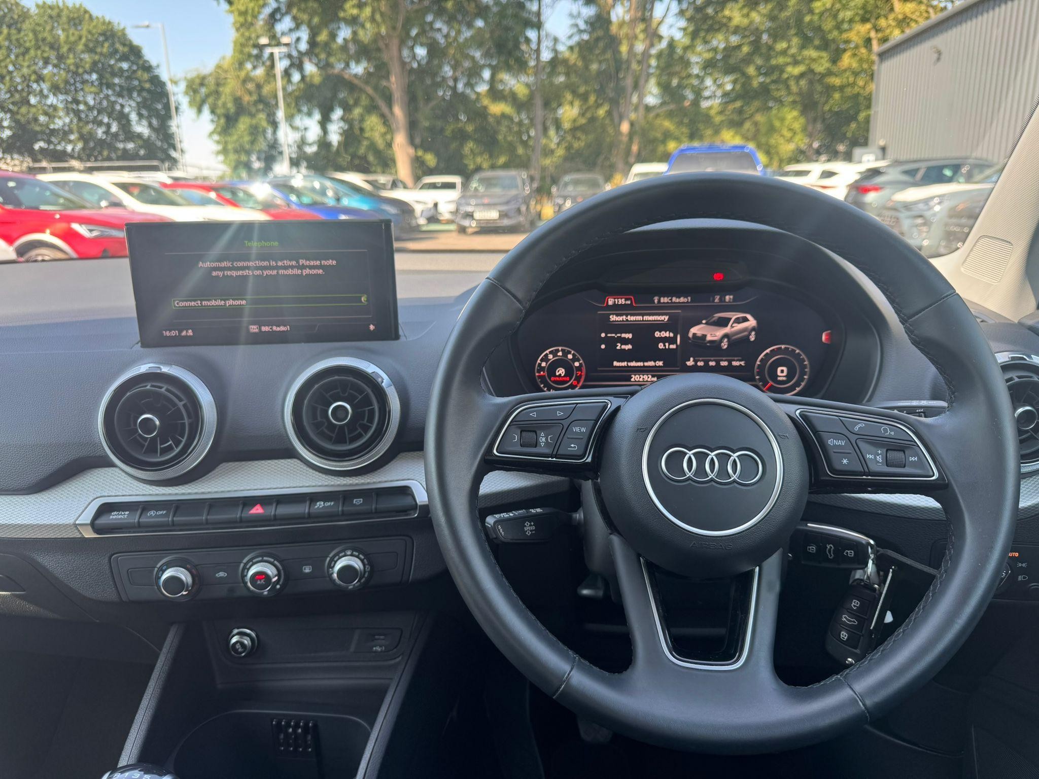 Audi Q2 Image 10