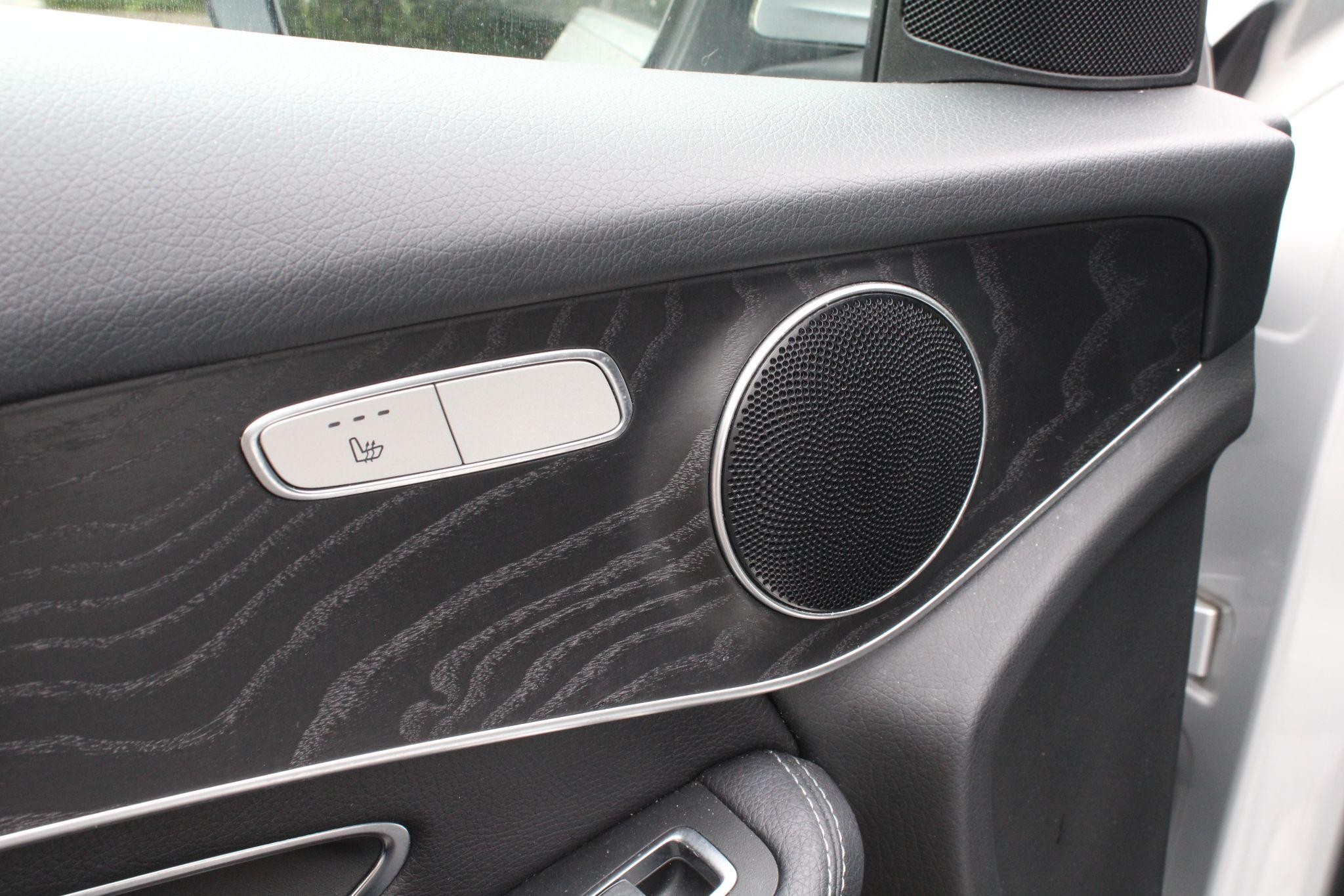 Mercedes-Benz GLC Image 18