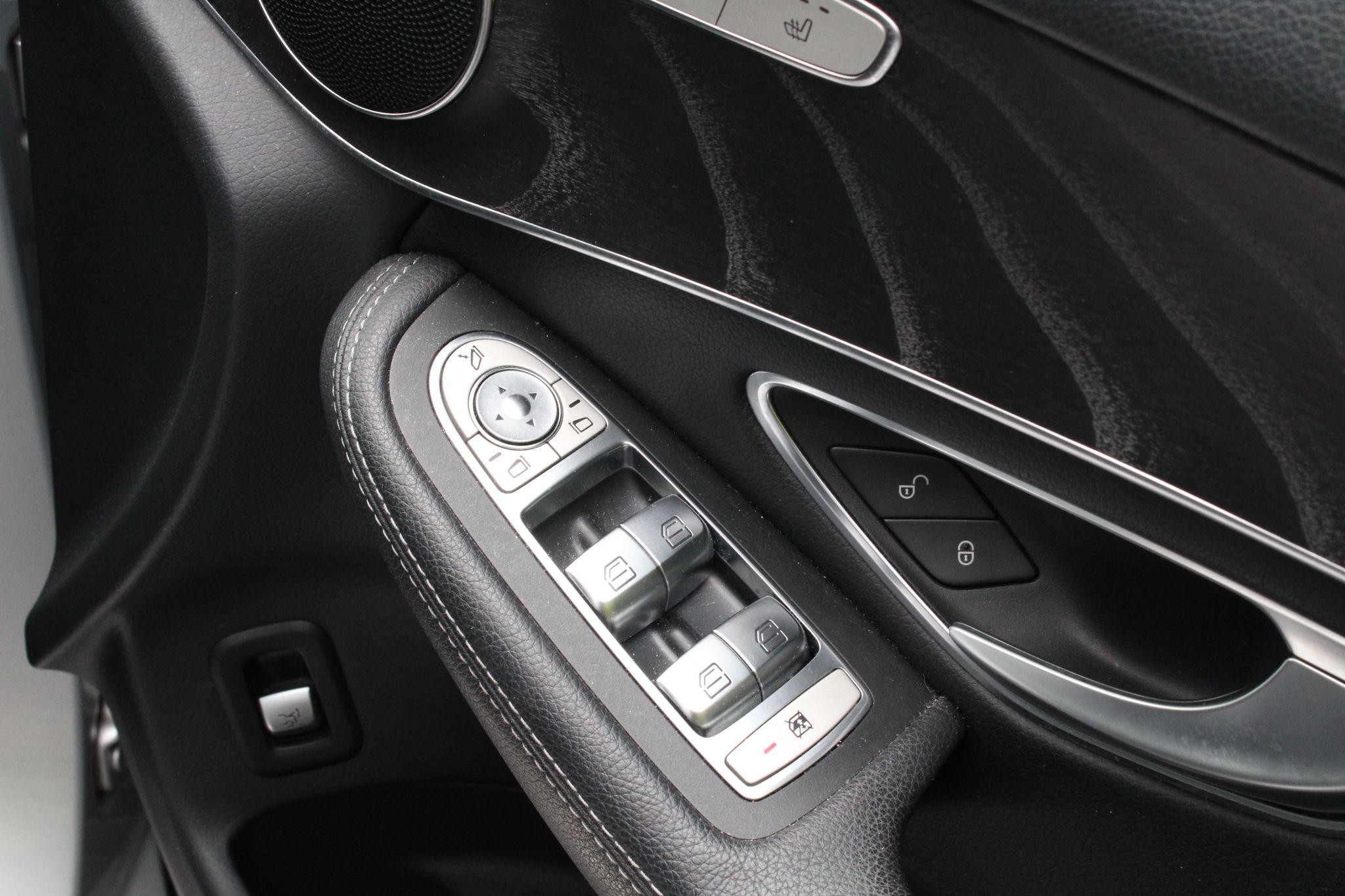 Mercedes-Benz GLC Image 20