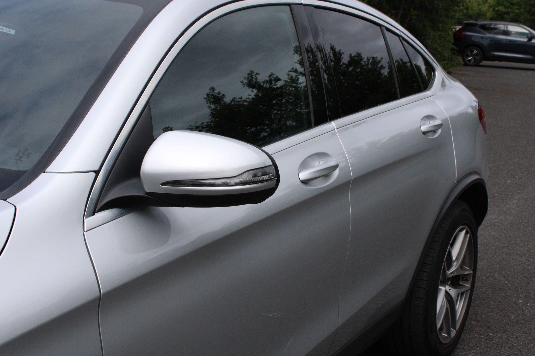 Mercedes-Benz GLC Image 25