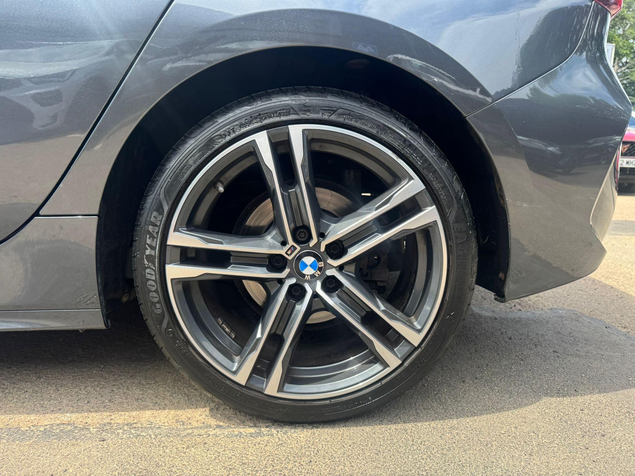 BMW 1 Series Image 9