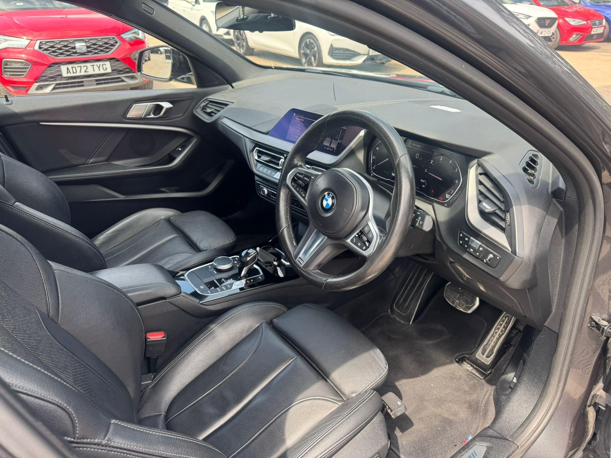 BMW 1 Series Image 14