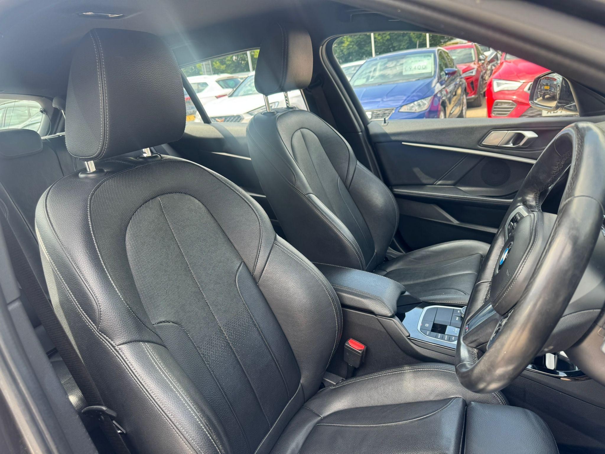BMW 1 Series Image 15