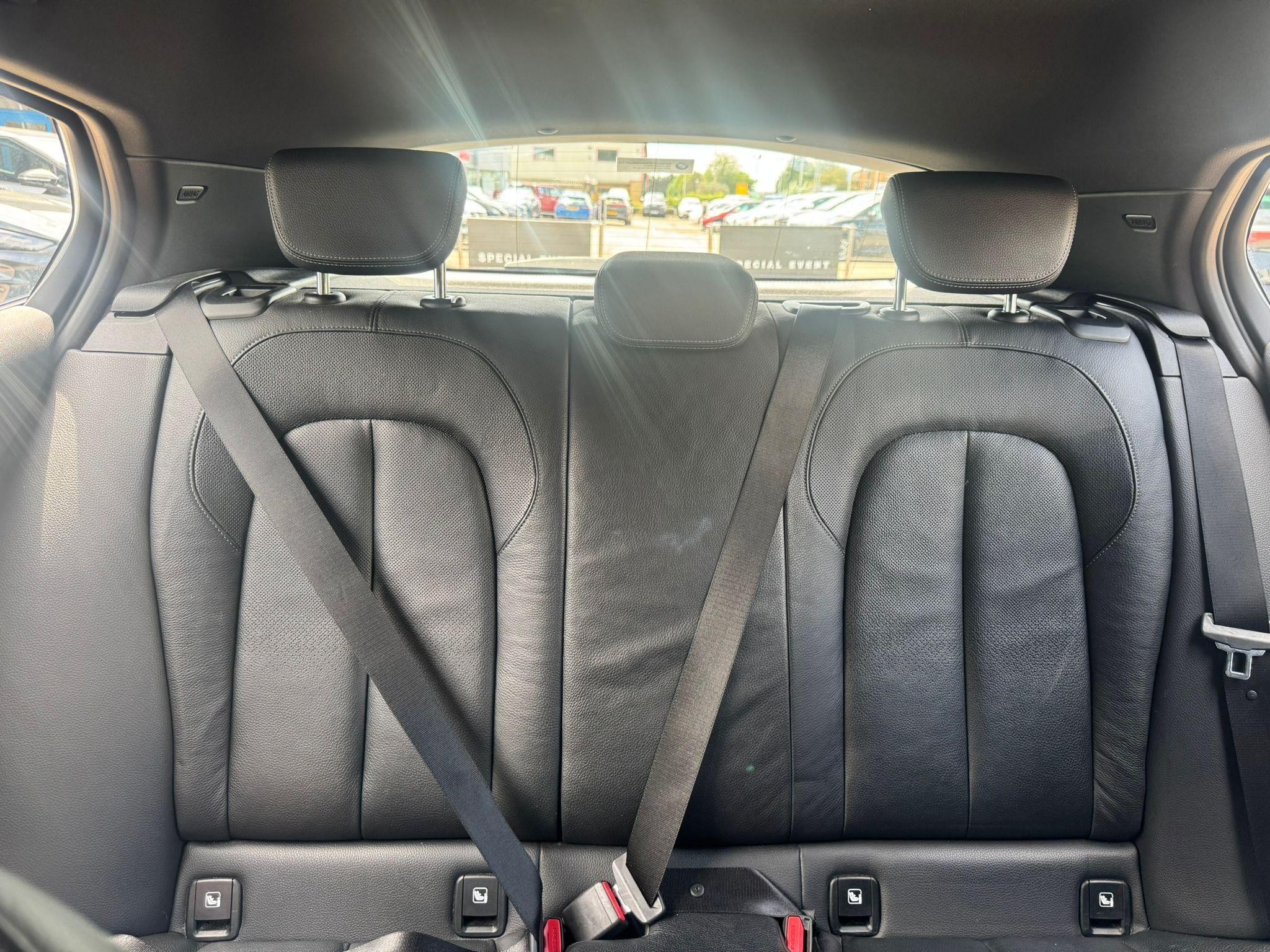 BMW 1 Series Image 17