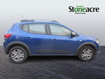 Dacia Sandero Stepway Stepway Expression TCe 90 MY23 YT23WDM Image 2