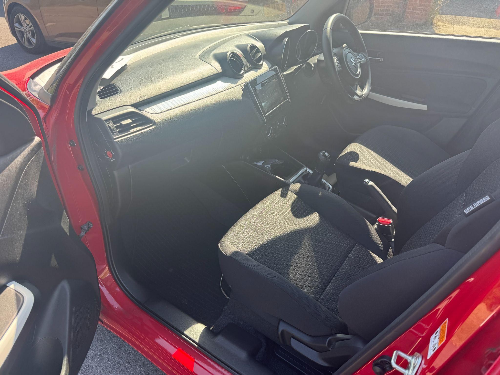 Suzuki Swift Image 13