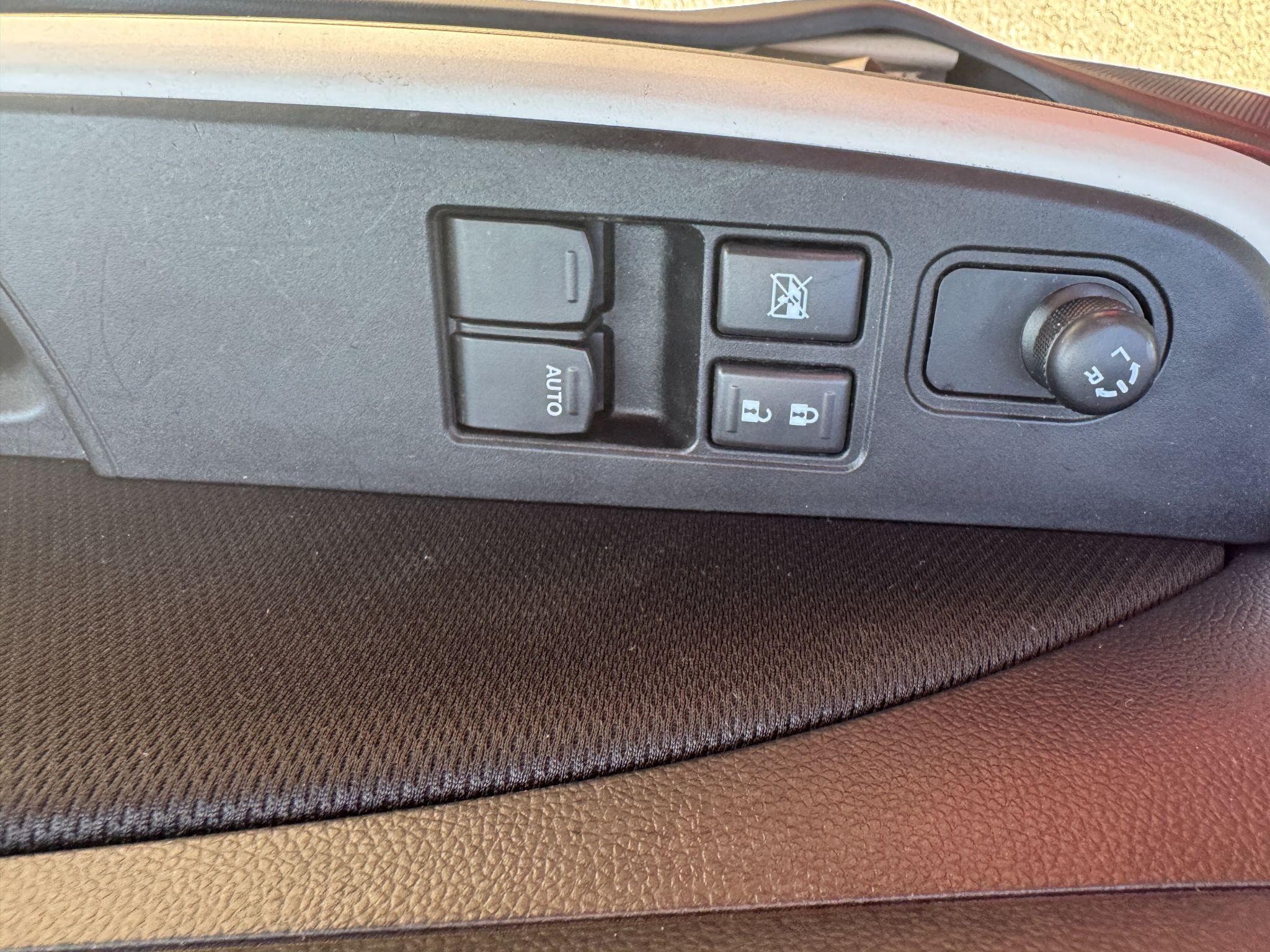 Suzuki Swift Image 15