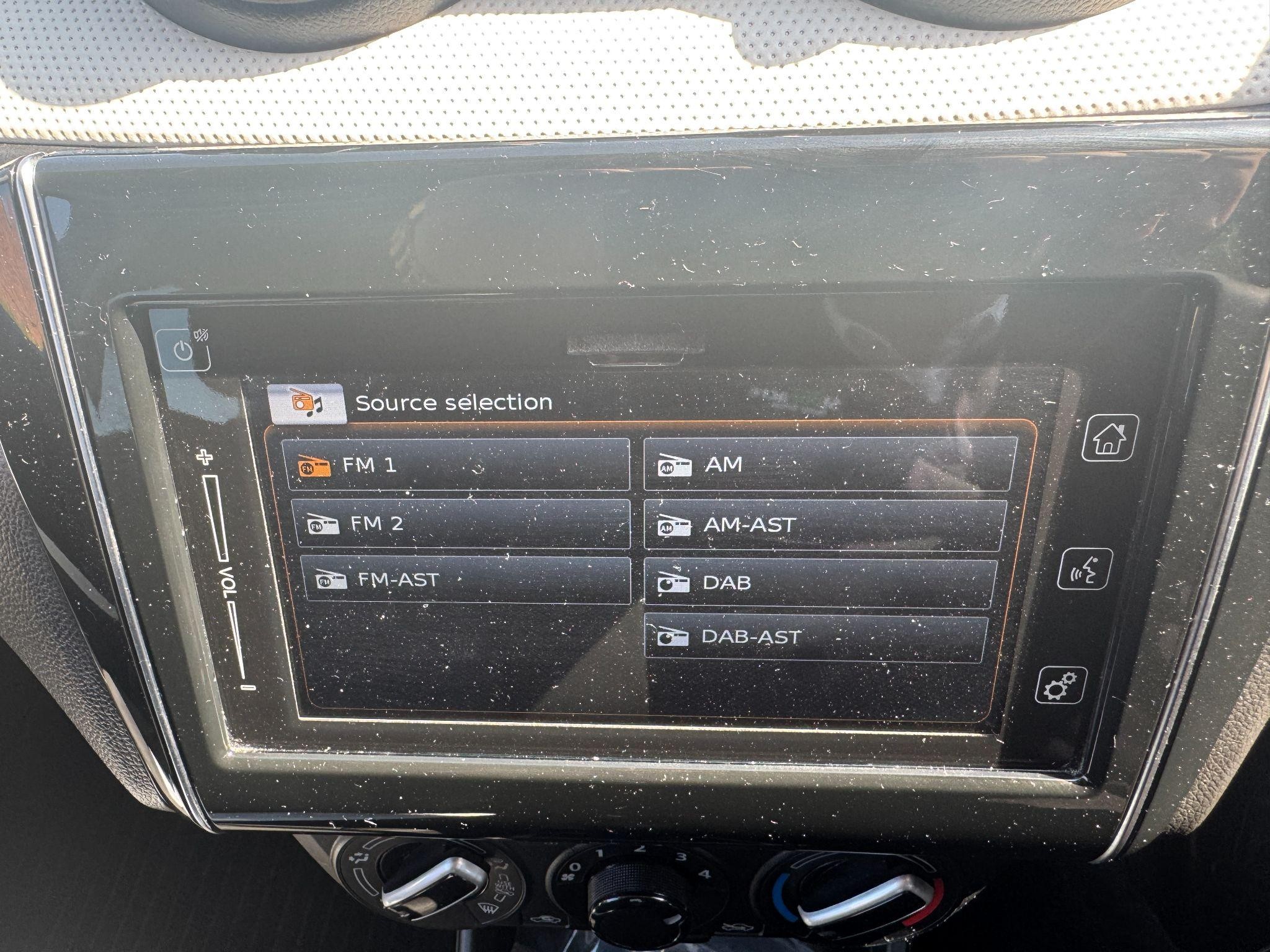 Suzuki Swift Image 27