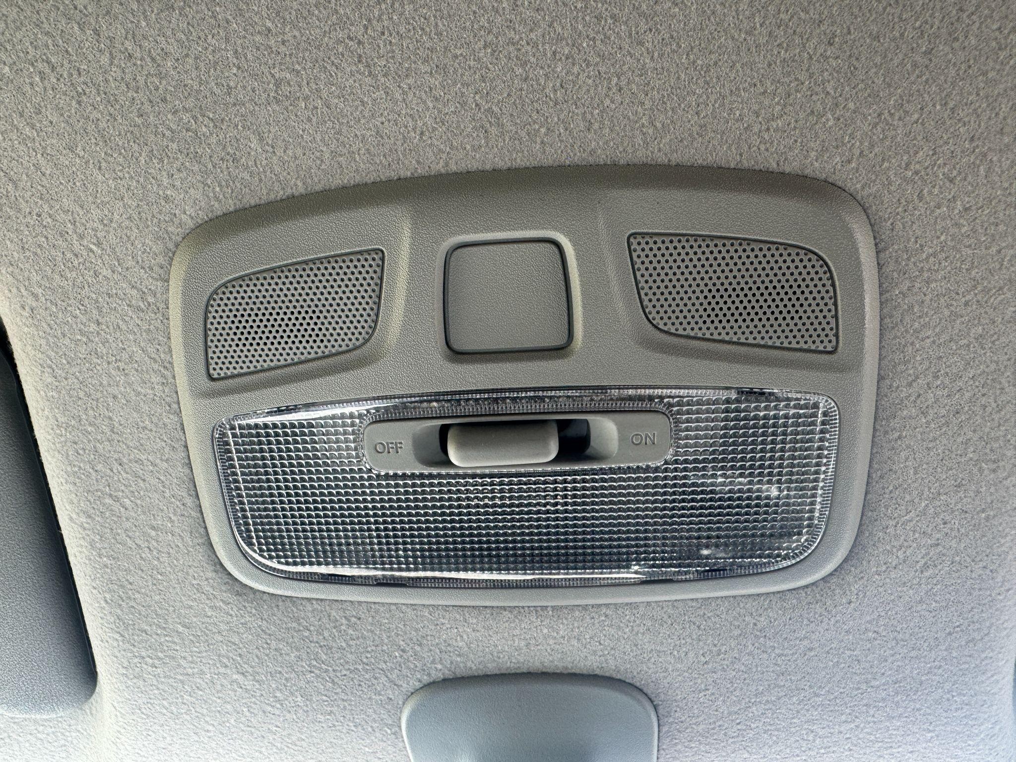 Suzuki Swift Image 30