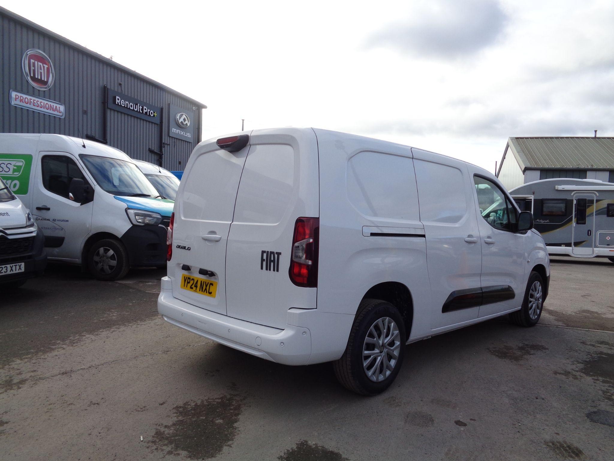 Fiat Doblo Image 3
