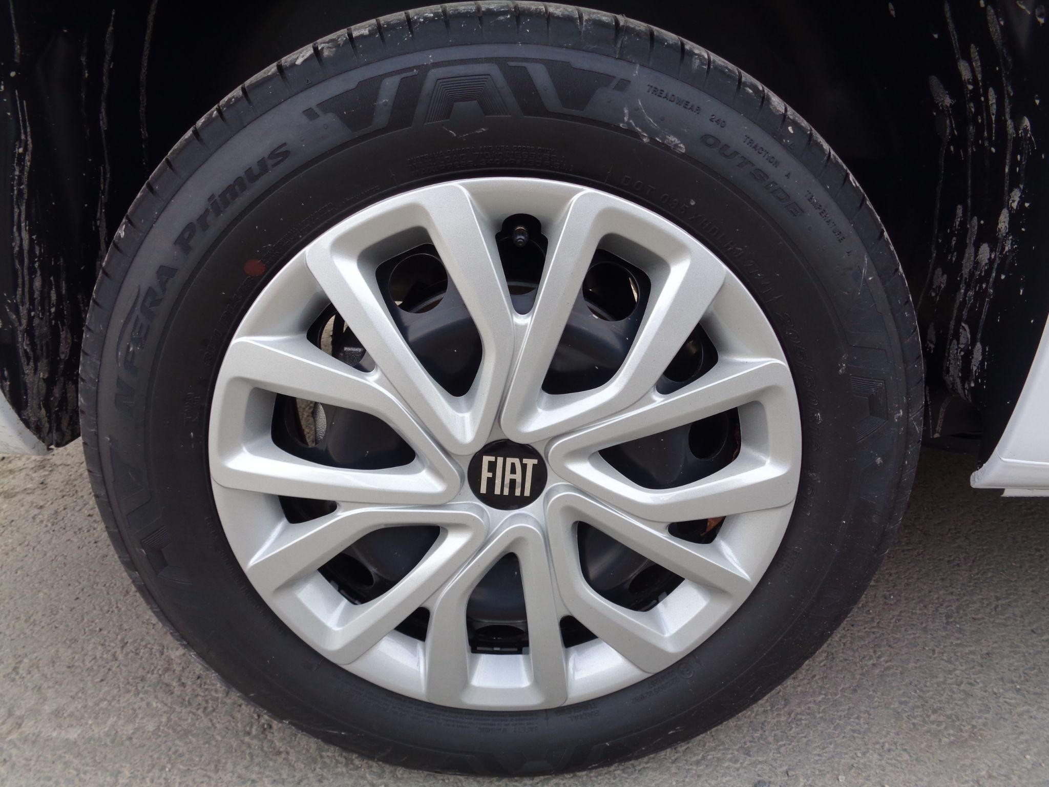 Fiat Doblo Image 11