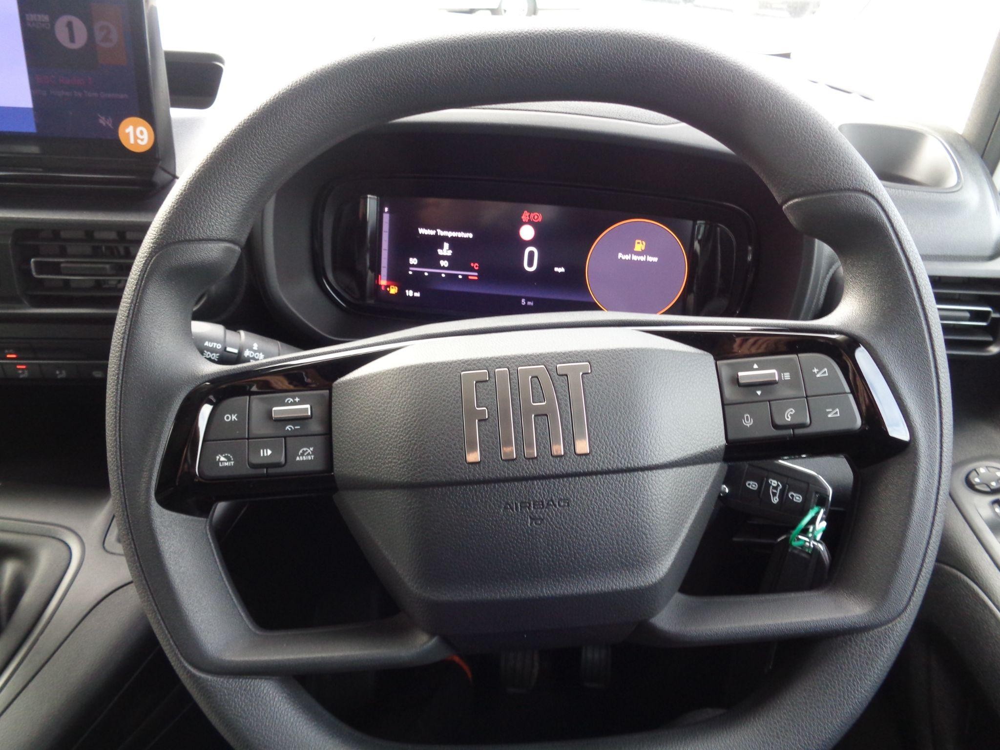 Fiat Doblo Image 18