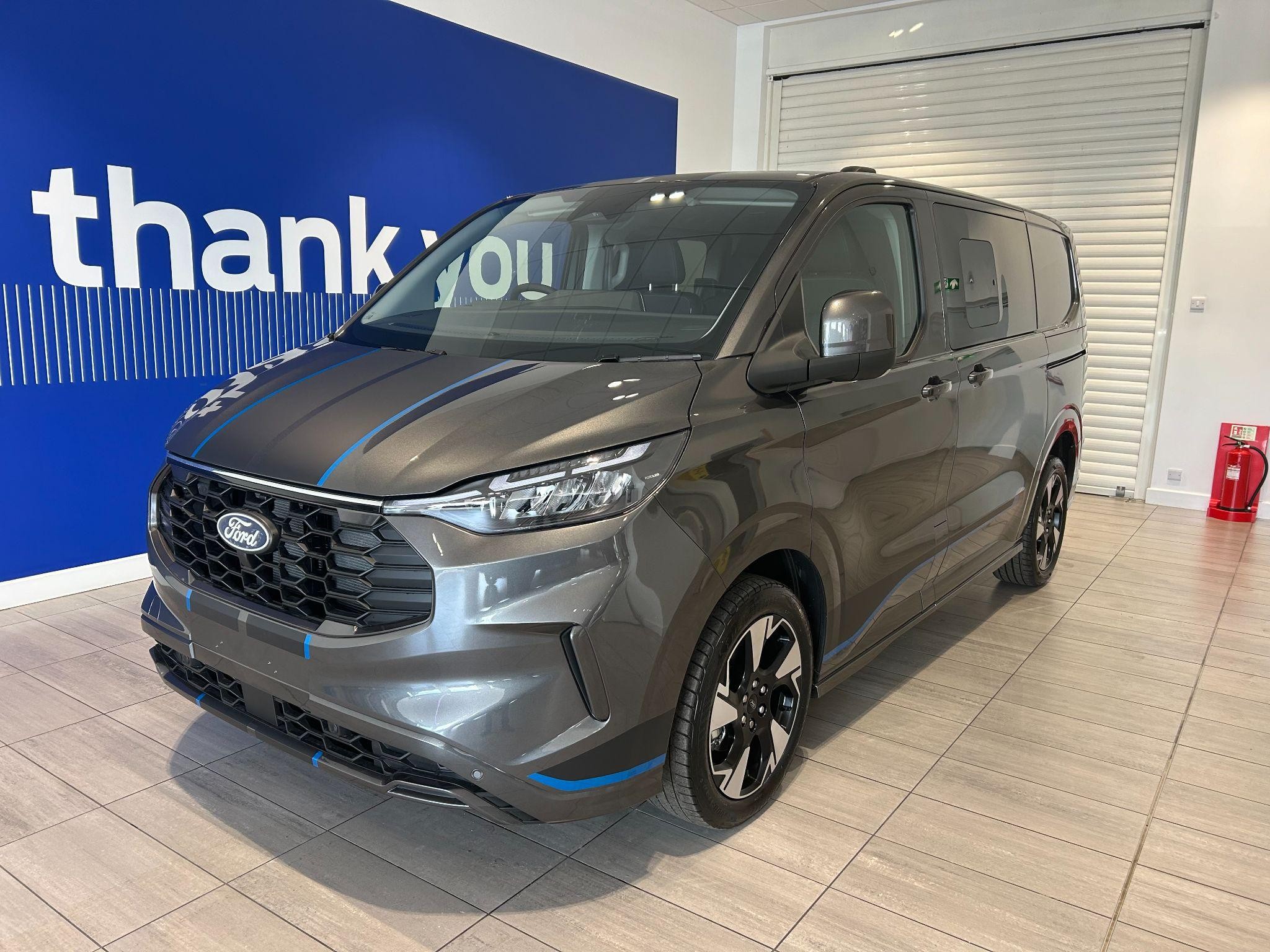 Ford Transit Custom Image 8