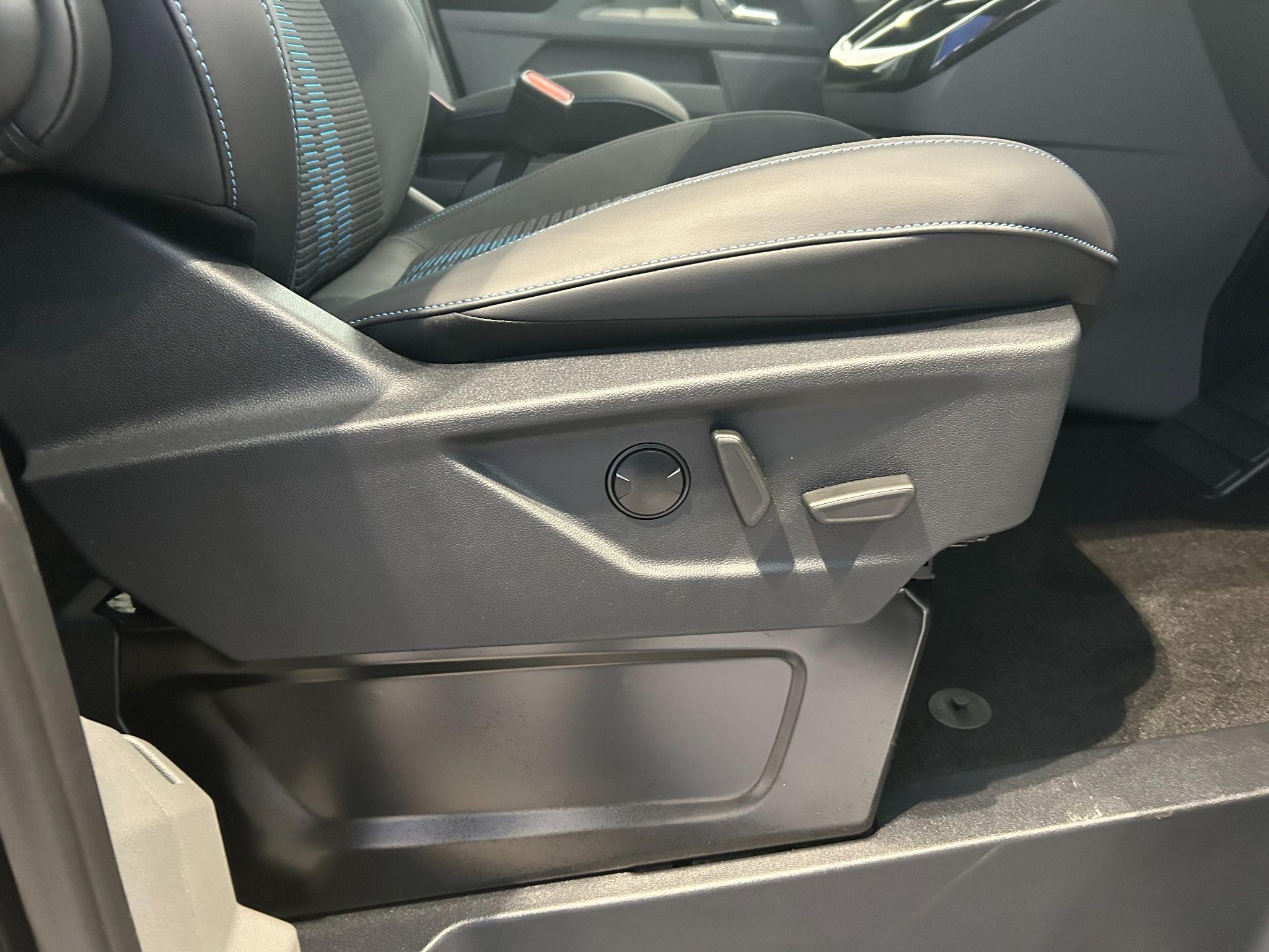 Ford Transit Custom Image 26