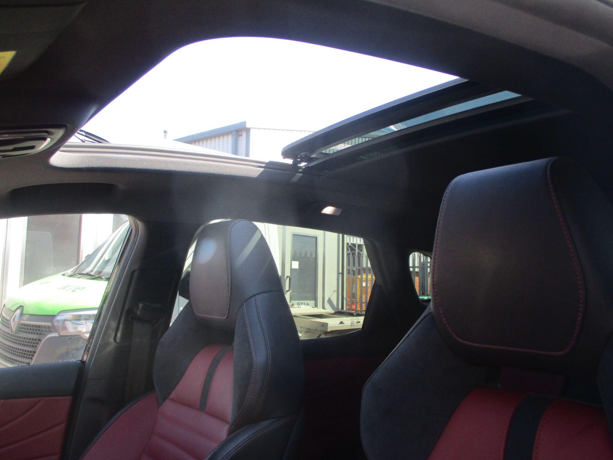 MG HS Plug-In Hybrid Image 17