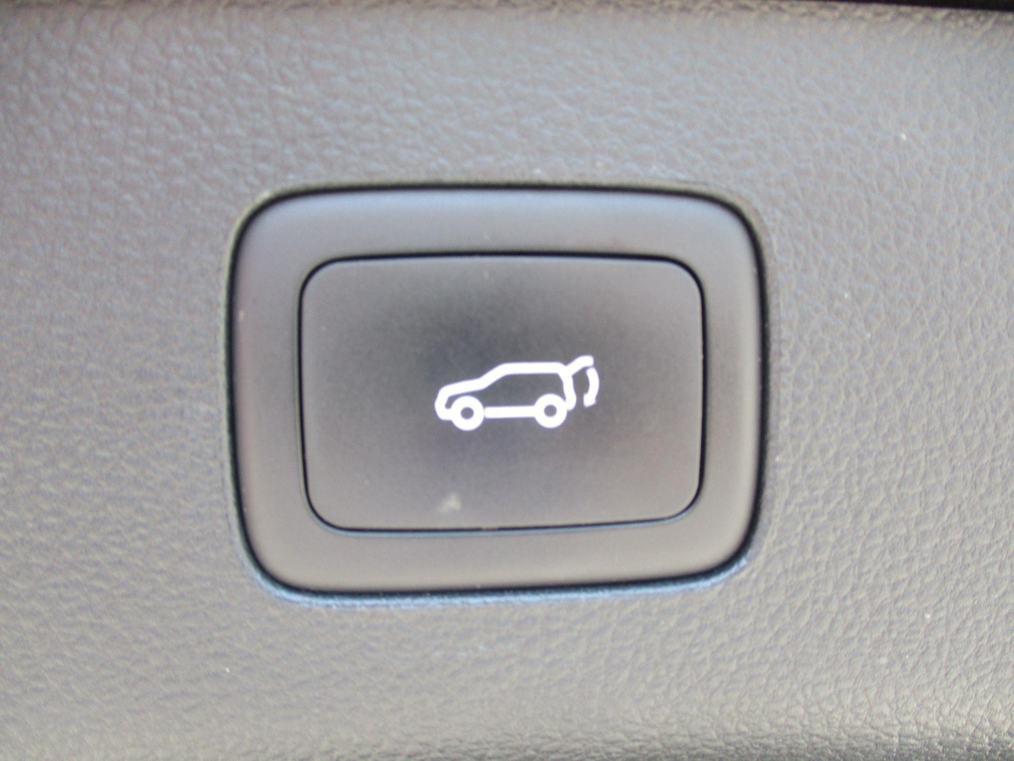 MG HS Plug-In Hybrid Image 18