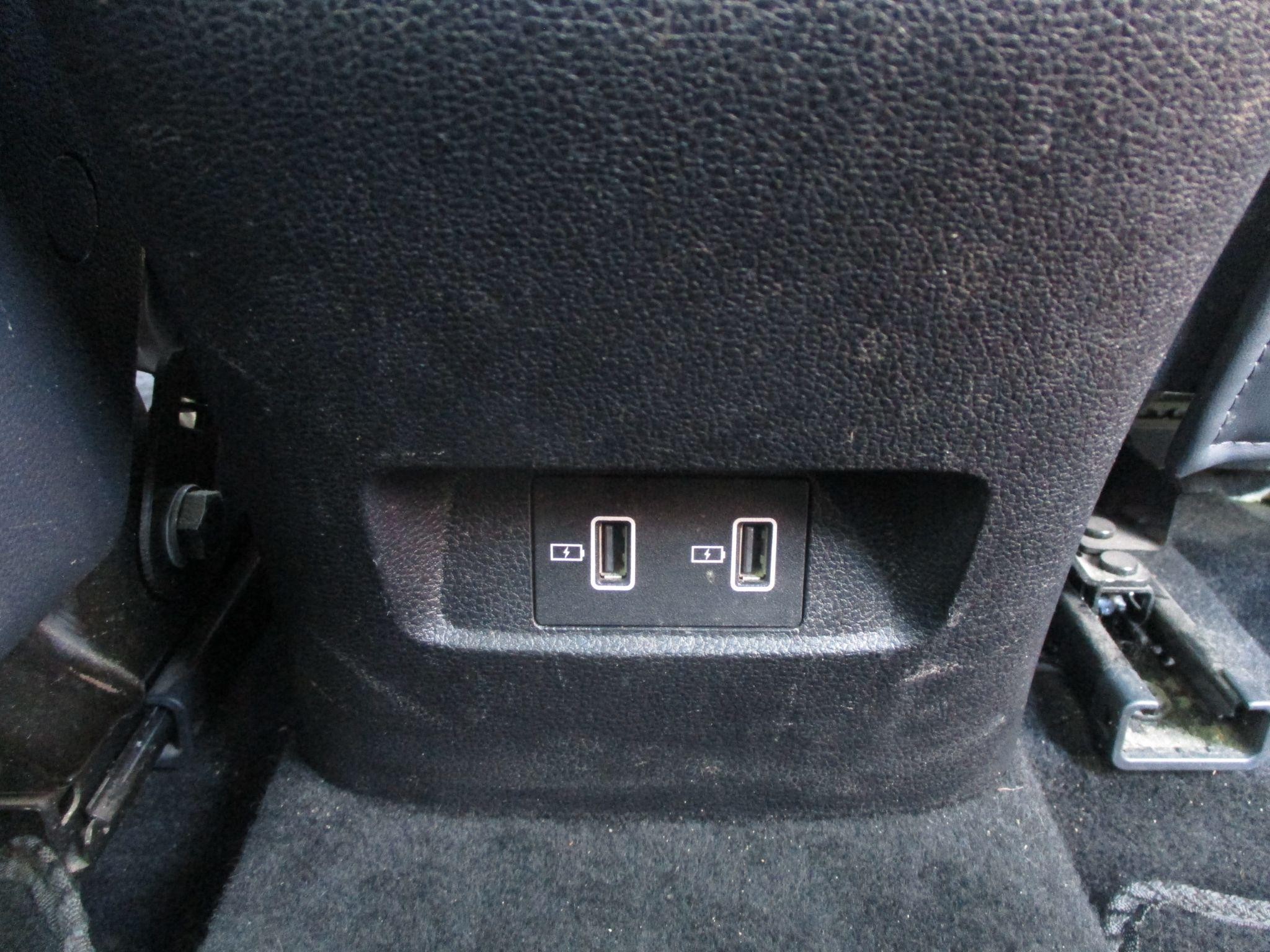 MG HS Plug-In Hybrid Image 19