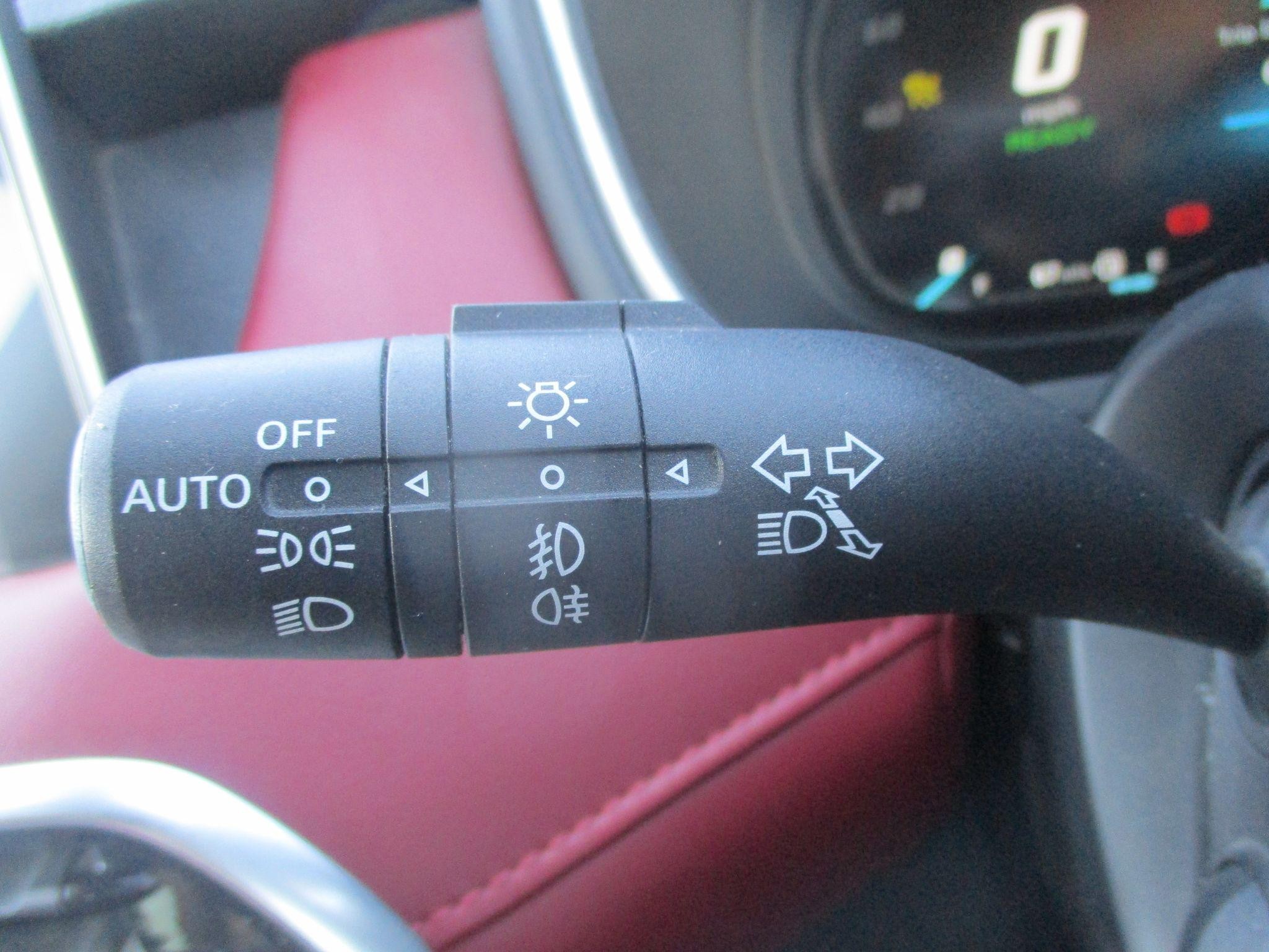 MG HS Plug-In Hybrid Image 23