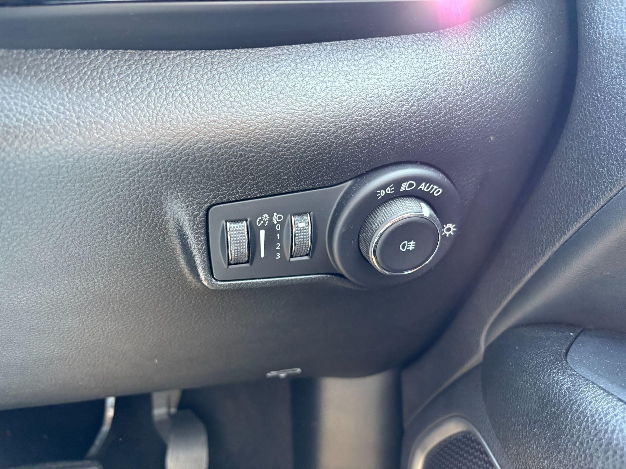 Jeep Compass Image 20