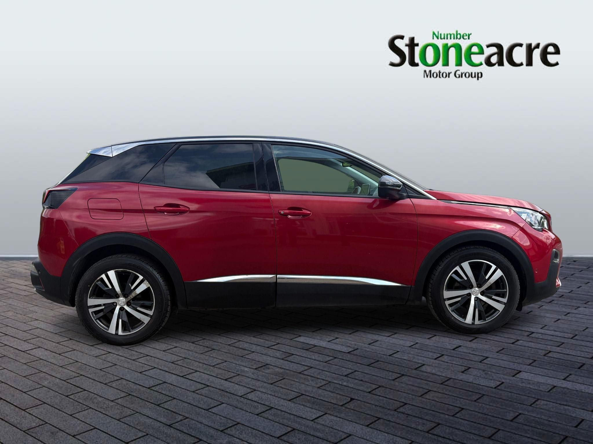 Peugeot 3008 Image 2